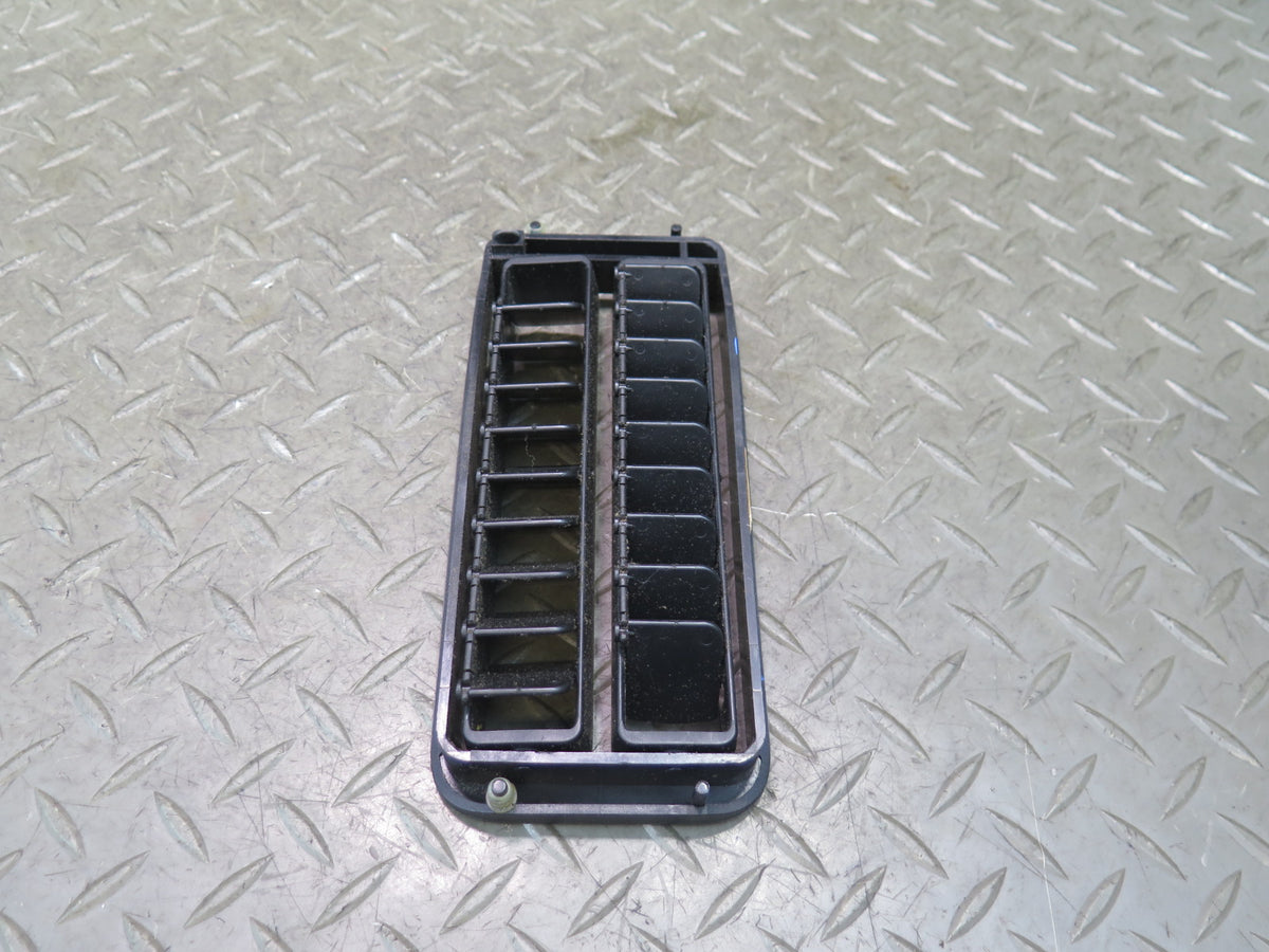 1984-1986 Porsche 928 S Front Center Console Dash Air Vent Grille