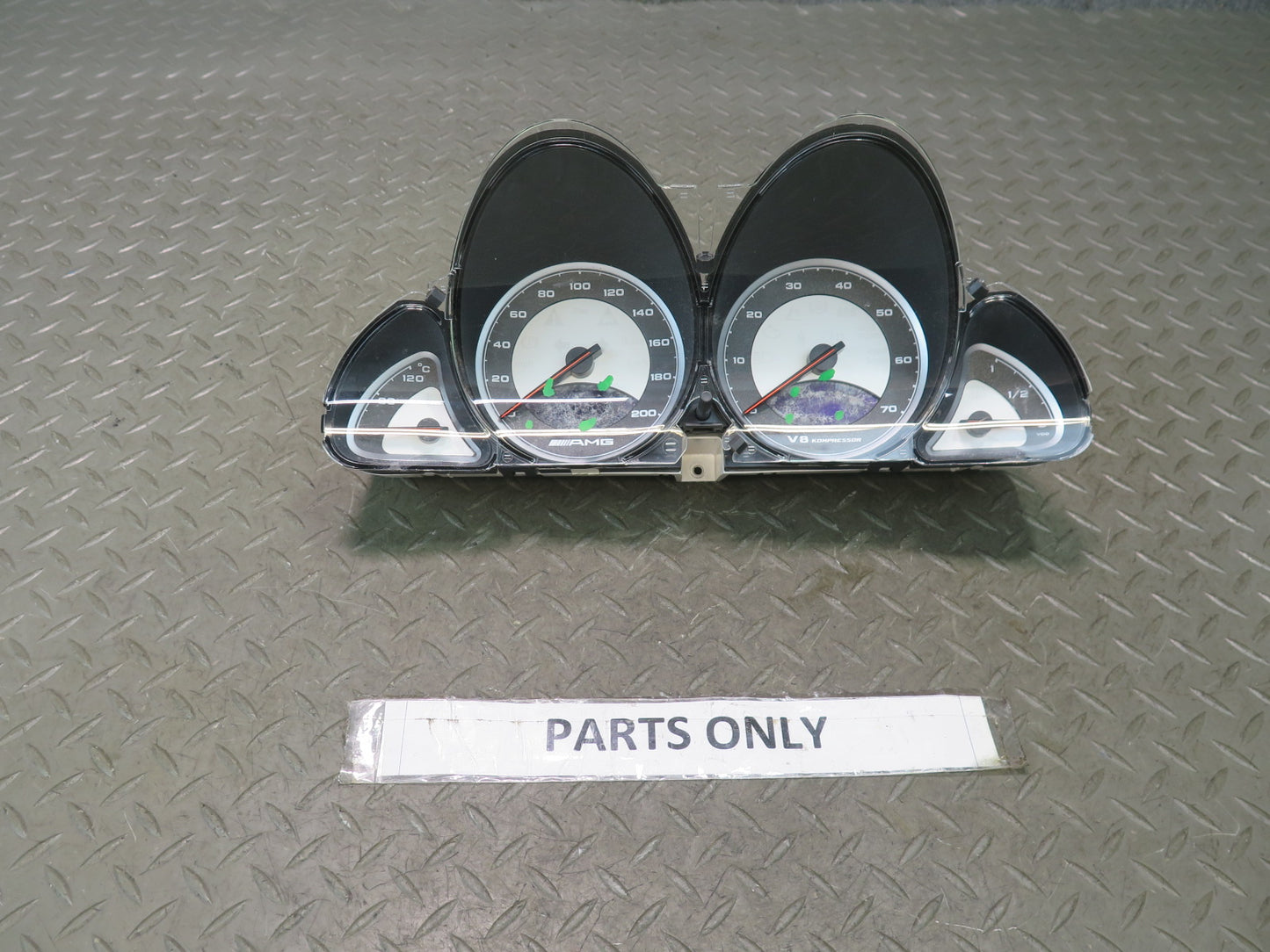 03-06 Mercedes R230 SL55 AMG Speedometer Gauge Cluster Unit 2305406811 Defective