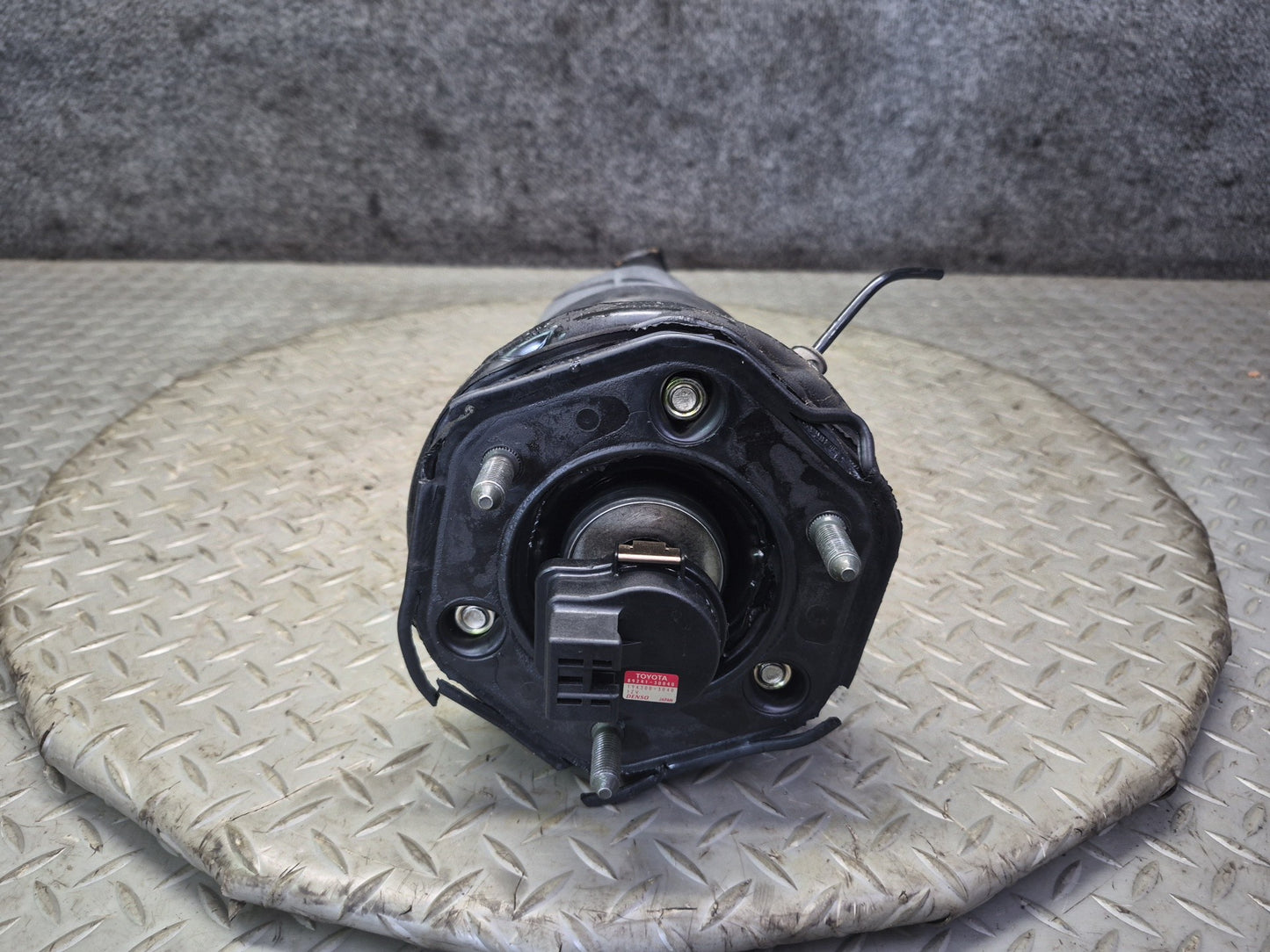 01-03 Lexus UCF30L LS430 Rear Right Air Suspension Shock Strut Absorber OEM