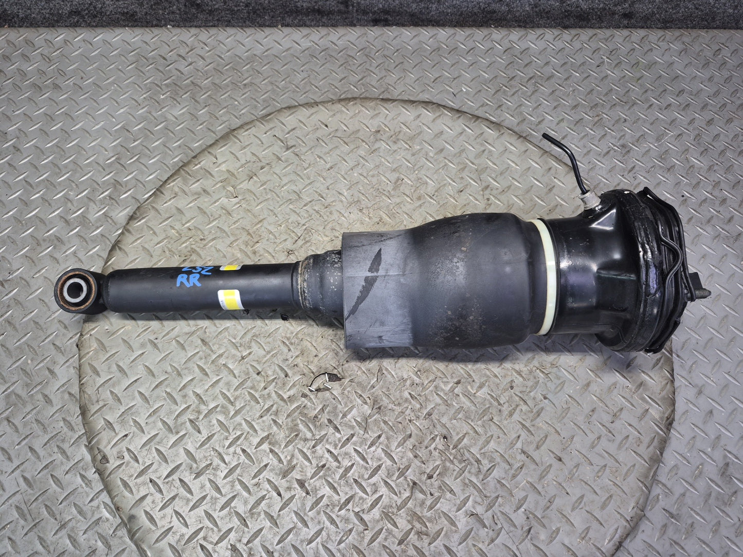 01-03 Lexus UCF30L LS430 Rear Right Air Suspension Shock Strut Absorber OEM