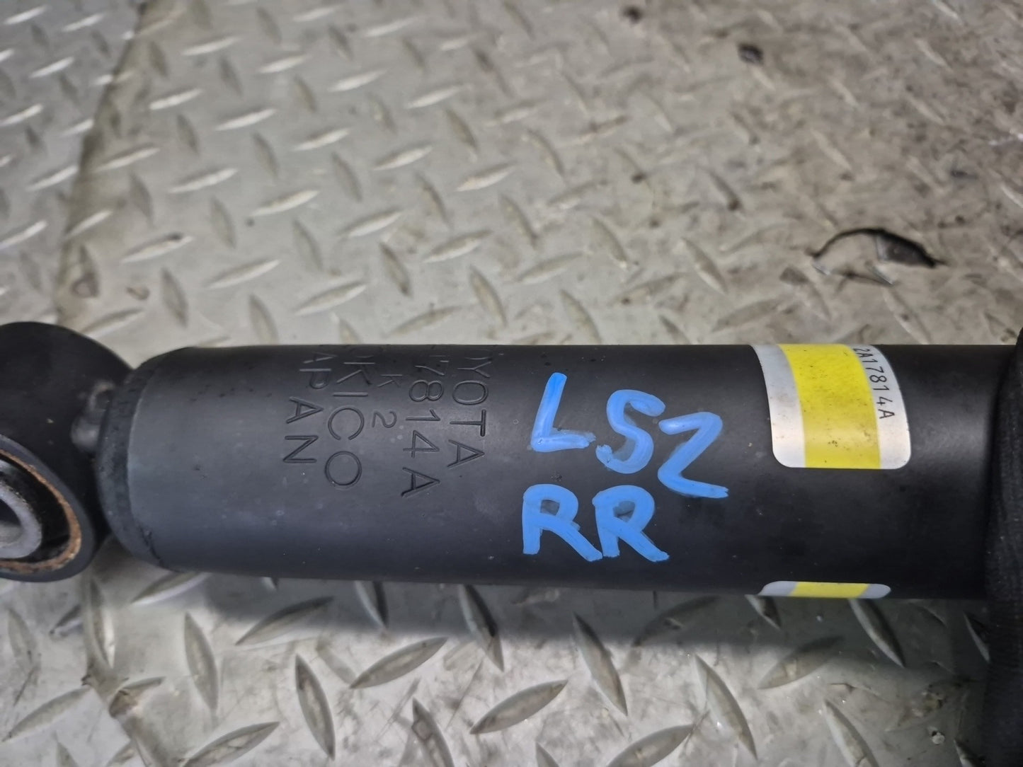 01-03 Lexus UCF30L LS430 Rear Right Air Suspension Shock Strut Absorber OEM