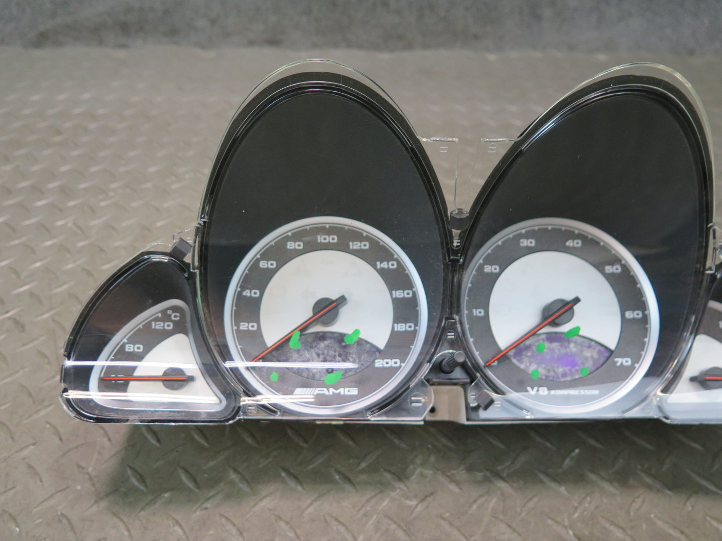 03-06 Mercedes R230 SL55 AMG Speedometer Gauge Cluster Unit 2305406811 Defective