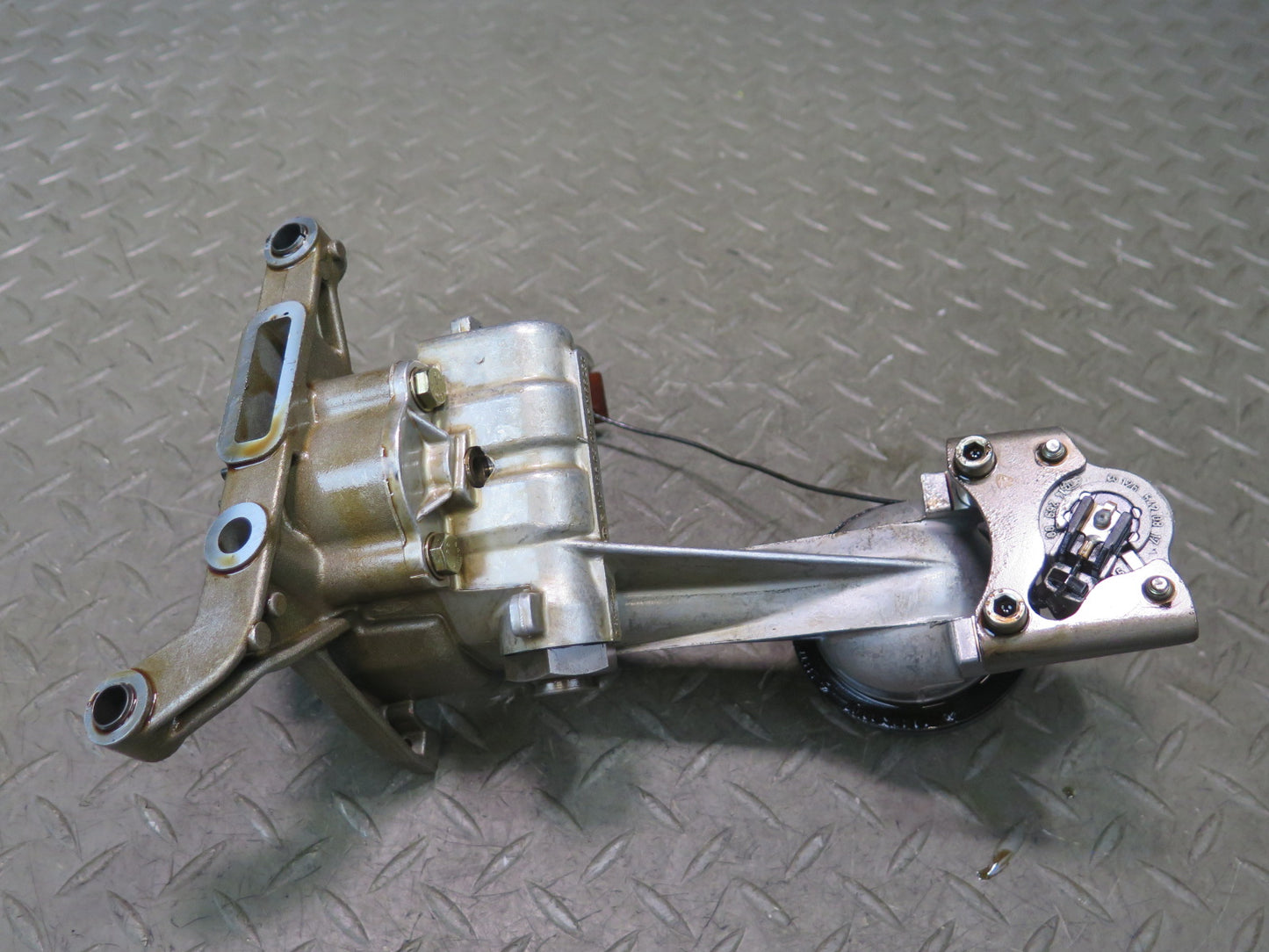 94-95 Mercedes W140 S500 119.702 Engine Motor Oil Pump 1191860301 OEM