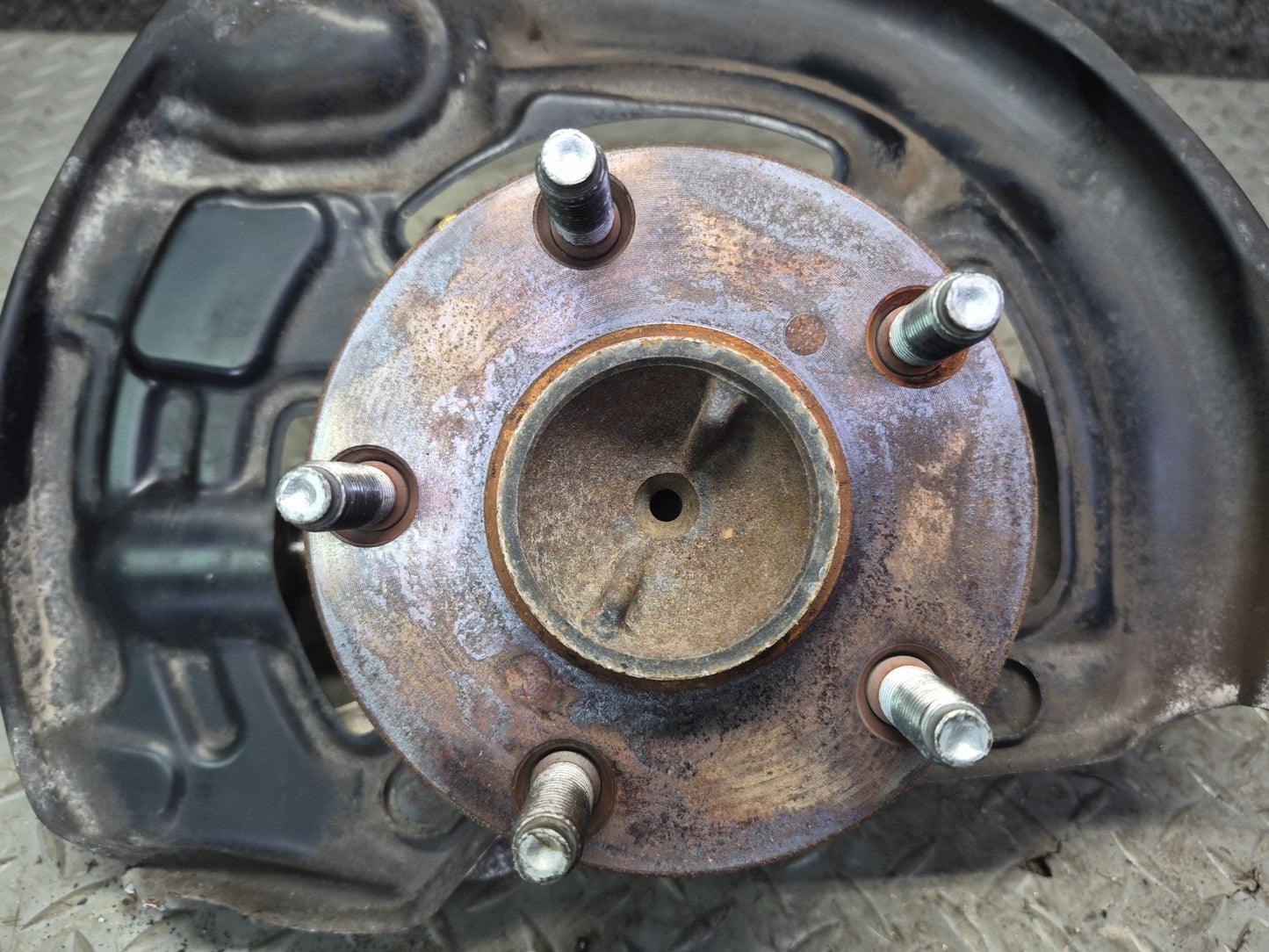 01-06 Lexus UCF30L LS430 RWD Front Left Spindle Knuckle Wheel Hub Bearing OEM
