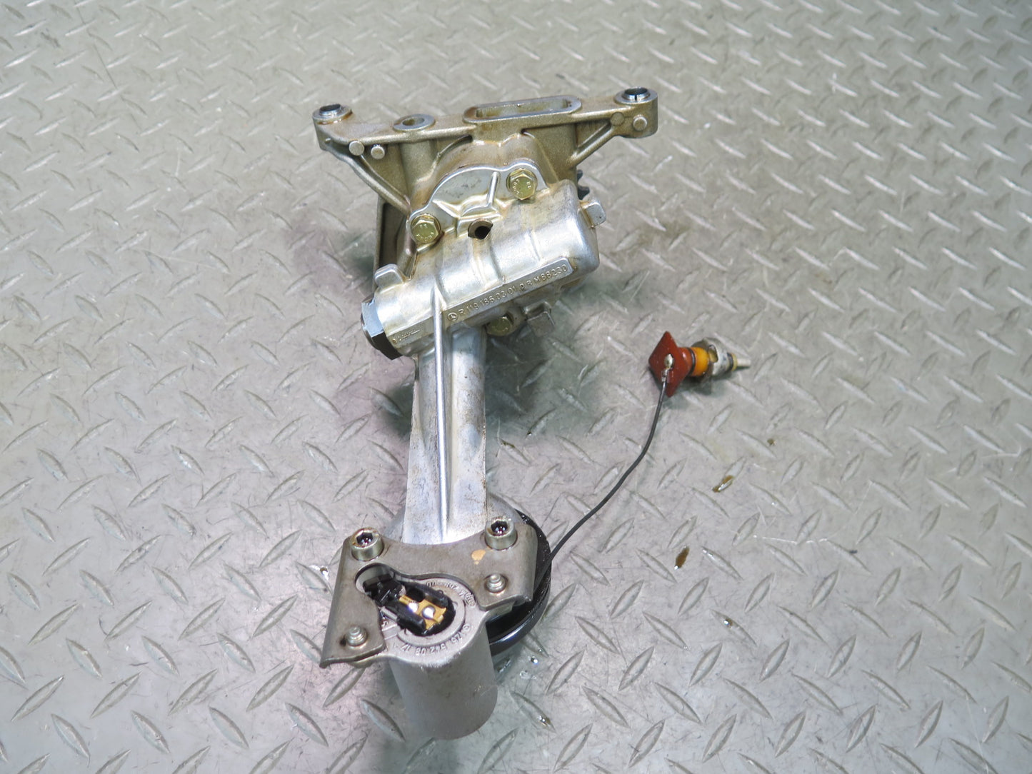 94-95 Mercedes W140 S500 119.702 Engine Motor Oil Pump 1191860301 OEM