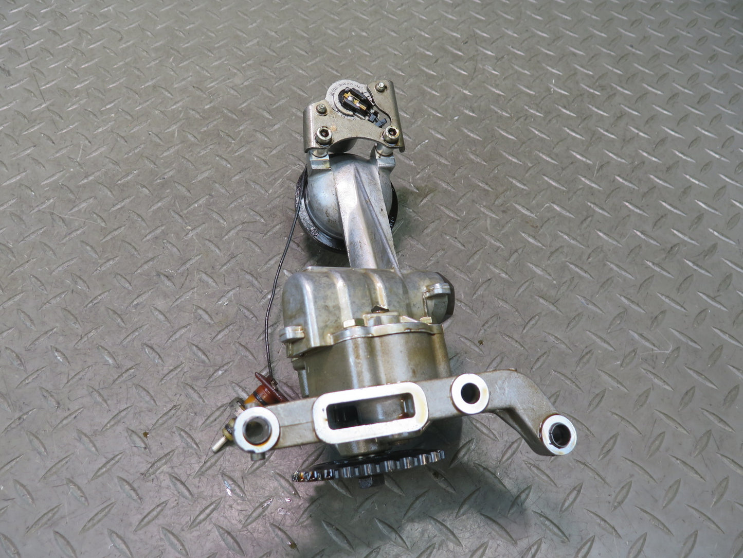 94-95 Mercedes W140 S500 119.702 Engine Motor Oil Pump 1191860301 OEM