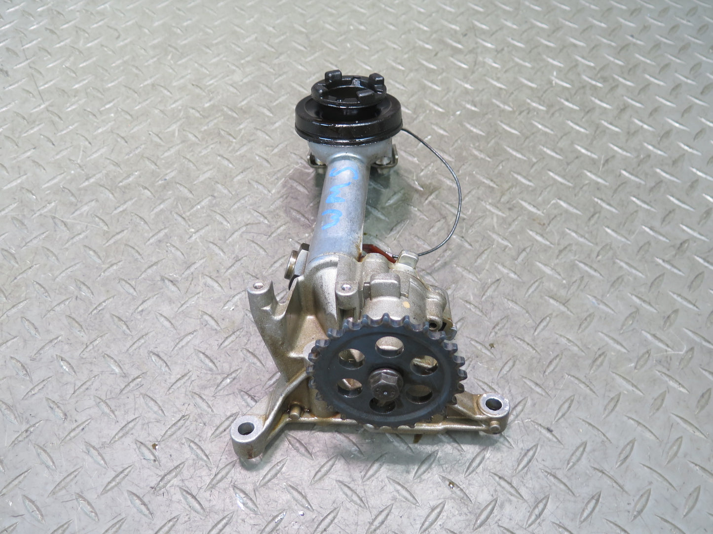 94-95 Mercedes W140 S500 119.702 Engine Motor Oil Pump 1191860301 OEM