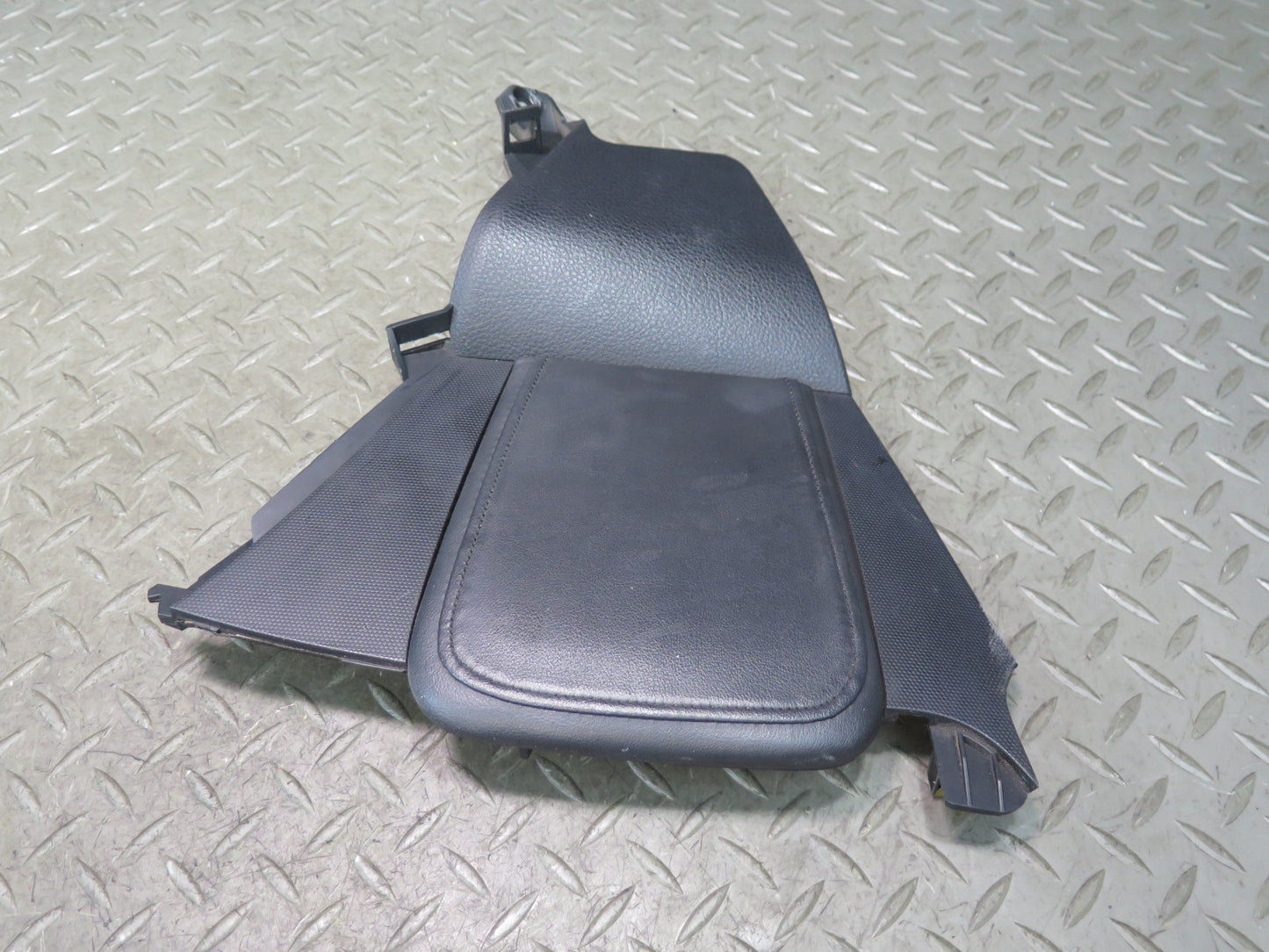 06-09 Nissan Z33 350Z Set of 2 Left & Right Center Console Kick Trim Panel OEM