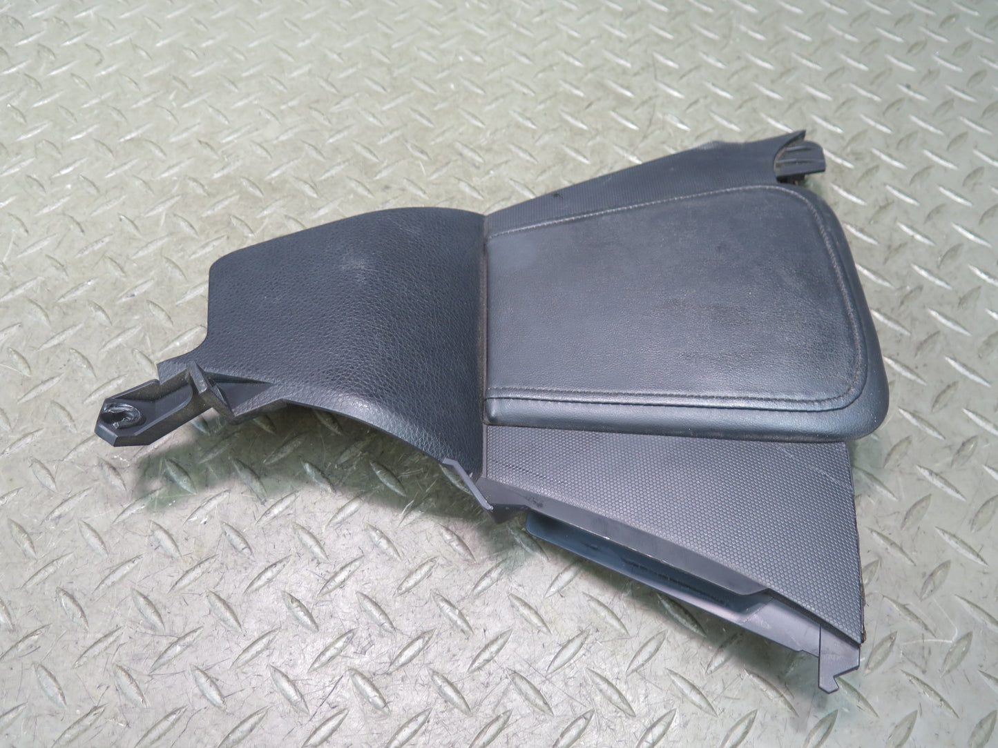 06-09 Nissan Z33 350Z Set of 2 Left & Right Center Console Kick Trim Panel OEM