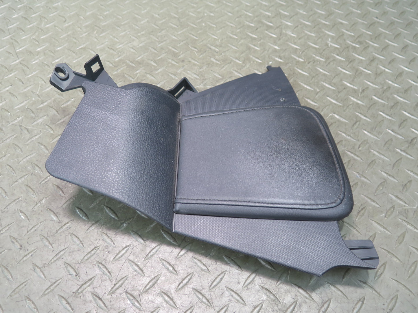 06-09 Nissan Z33 350Z Set of 2 Left & Right Center Console Kick Trim Panel OEM