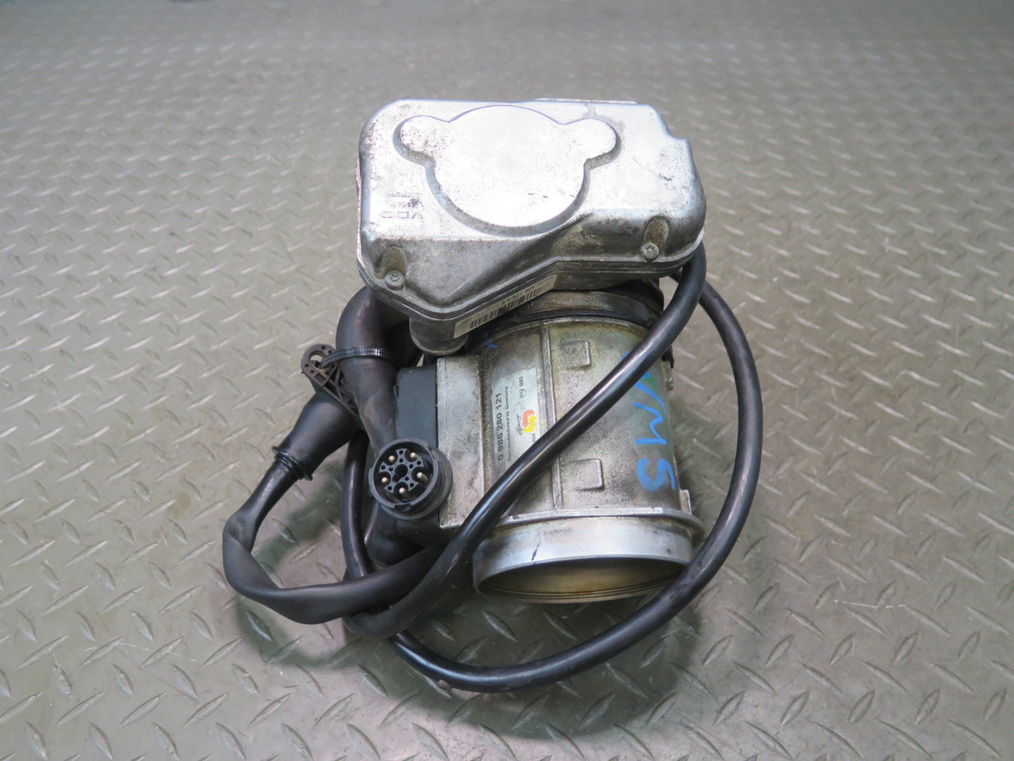 94-95 Mercedes W140 S500 M119.702 Engine Throttle Body w MAF Sensor OEM