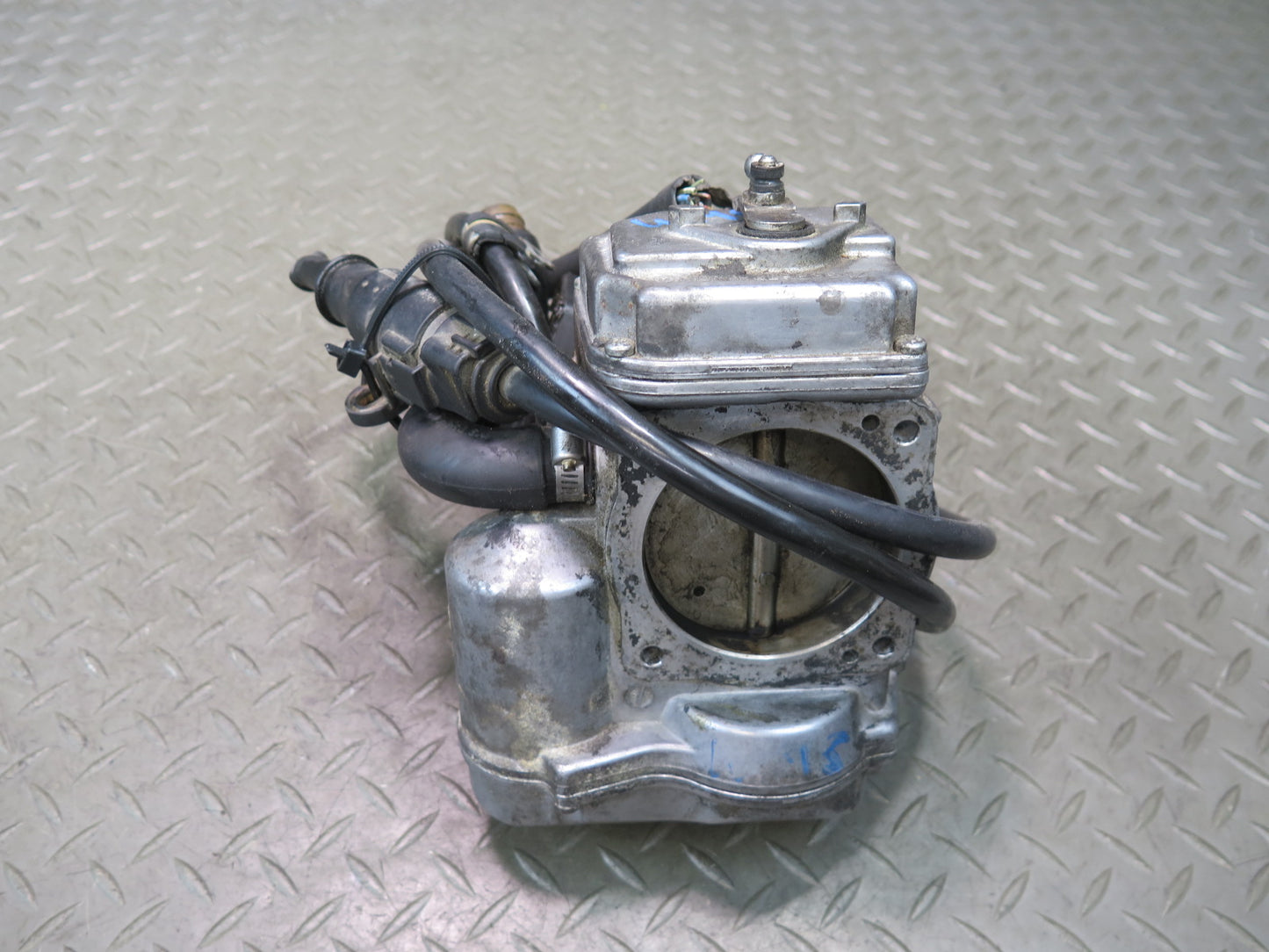 94-95 Mercedes W140 S500 M119.702 Engine Throttle Body w MAF Sensor OEM