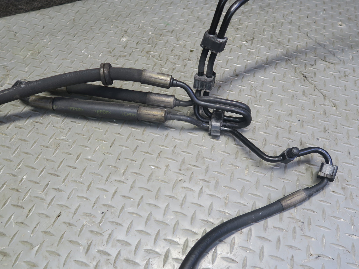 03-06 Mercedes R230 SL55 AMG ABC Hydraulic Suspension Steering Hose Line Set OEM