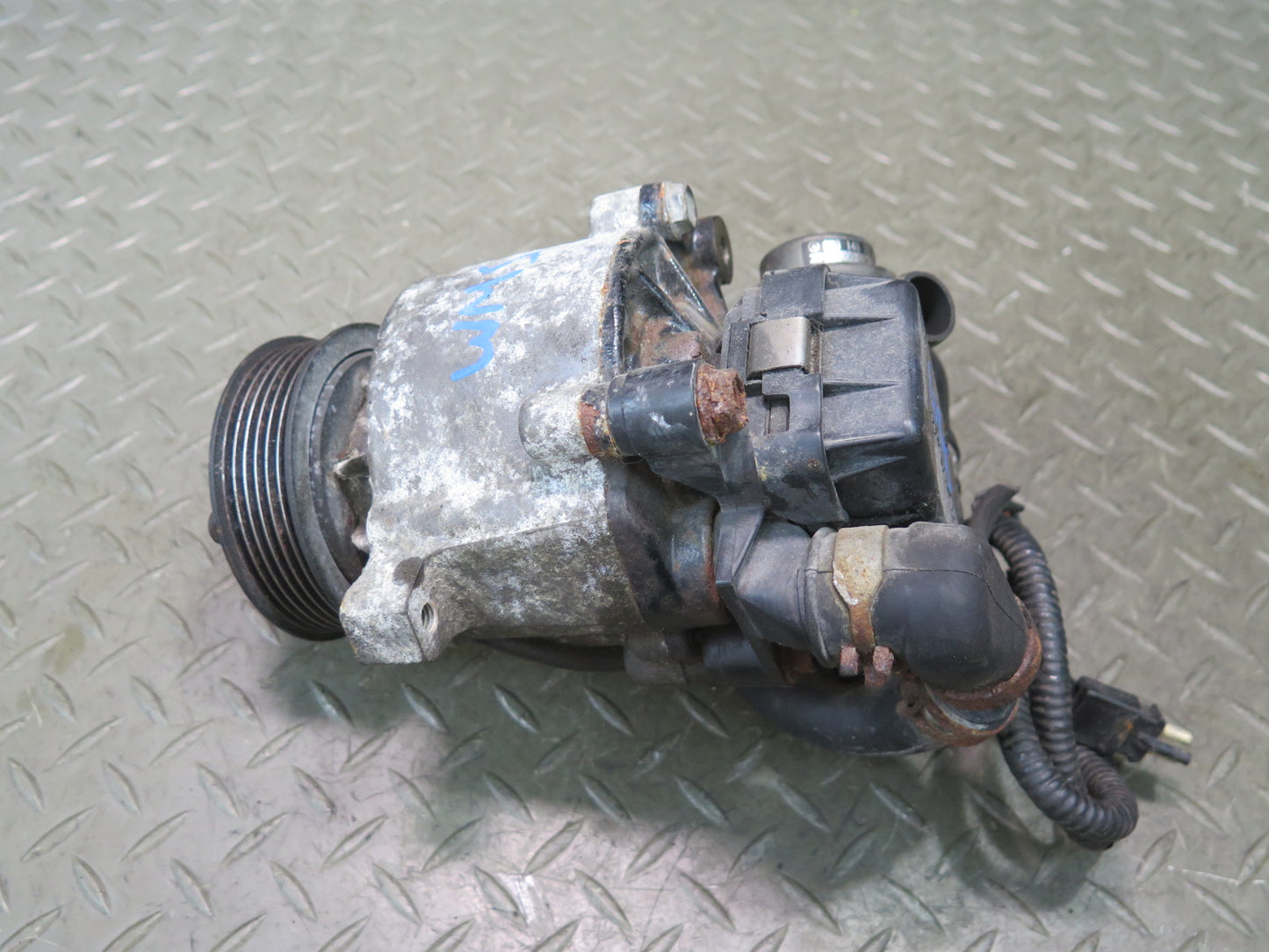 94-95 Mercedes W140 S500 5.0L Air Injection Smog Pump 0001403485 OEM