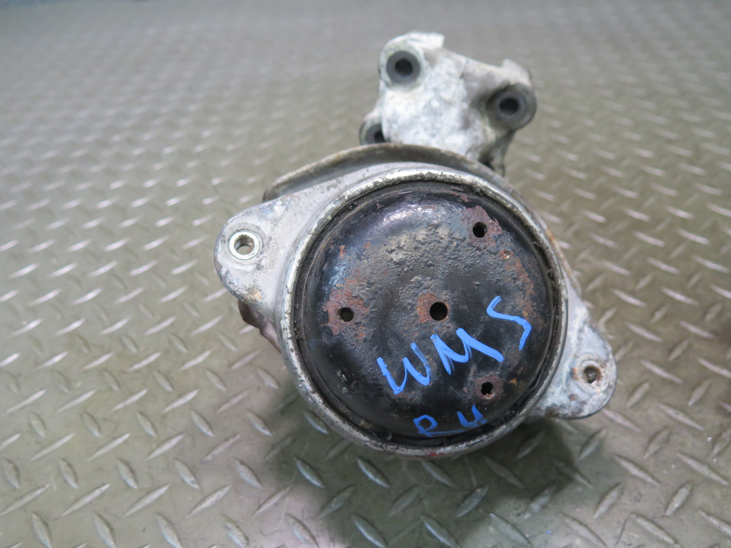 94-95 Mercedes W140 S500 M119.702 Set of 2 Engine Left & Right Motor Mount OEM