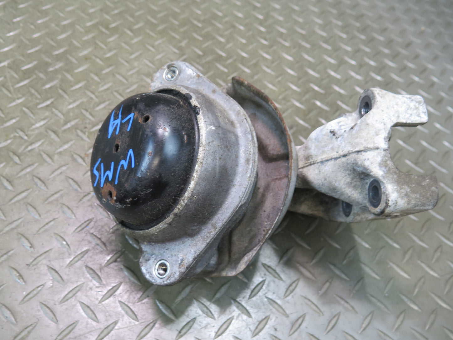 94-95 Mercedes W140 S500 M119.702 Set of 2 Engine Left & Right Motor Mount OEM