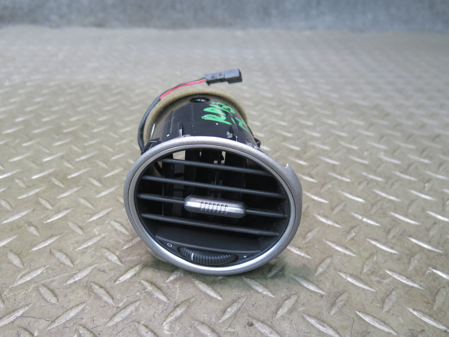 2005-2008 Porsche Boxster 987 Front Left Side Dashboard A/C Air Vent Grille