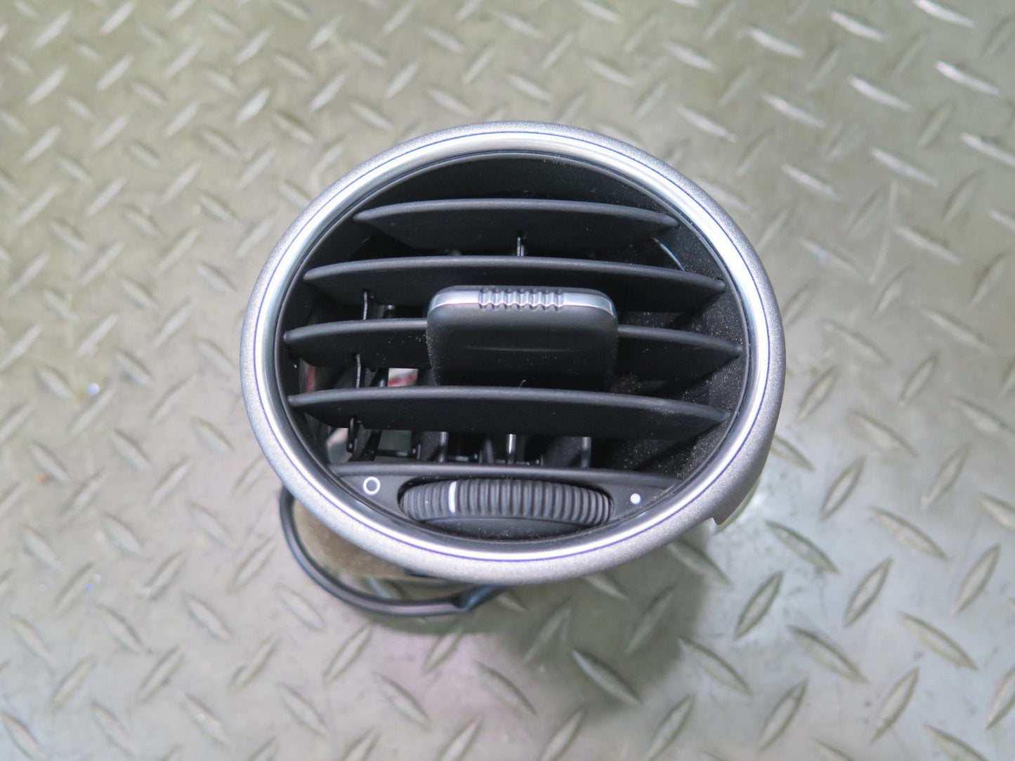 2005-2008 Porsche Boxster 987 Front Left Side Dashboard A/C Air Vent Grille