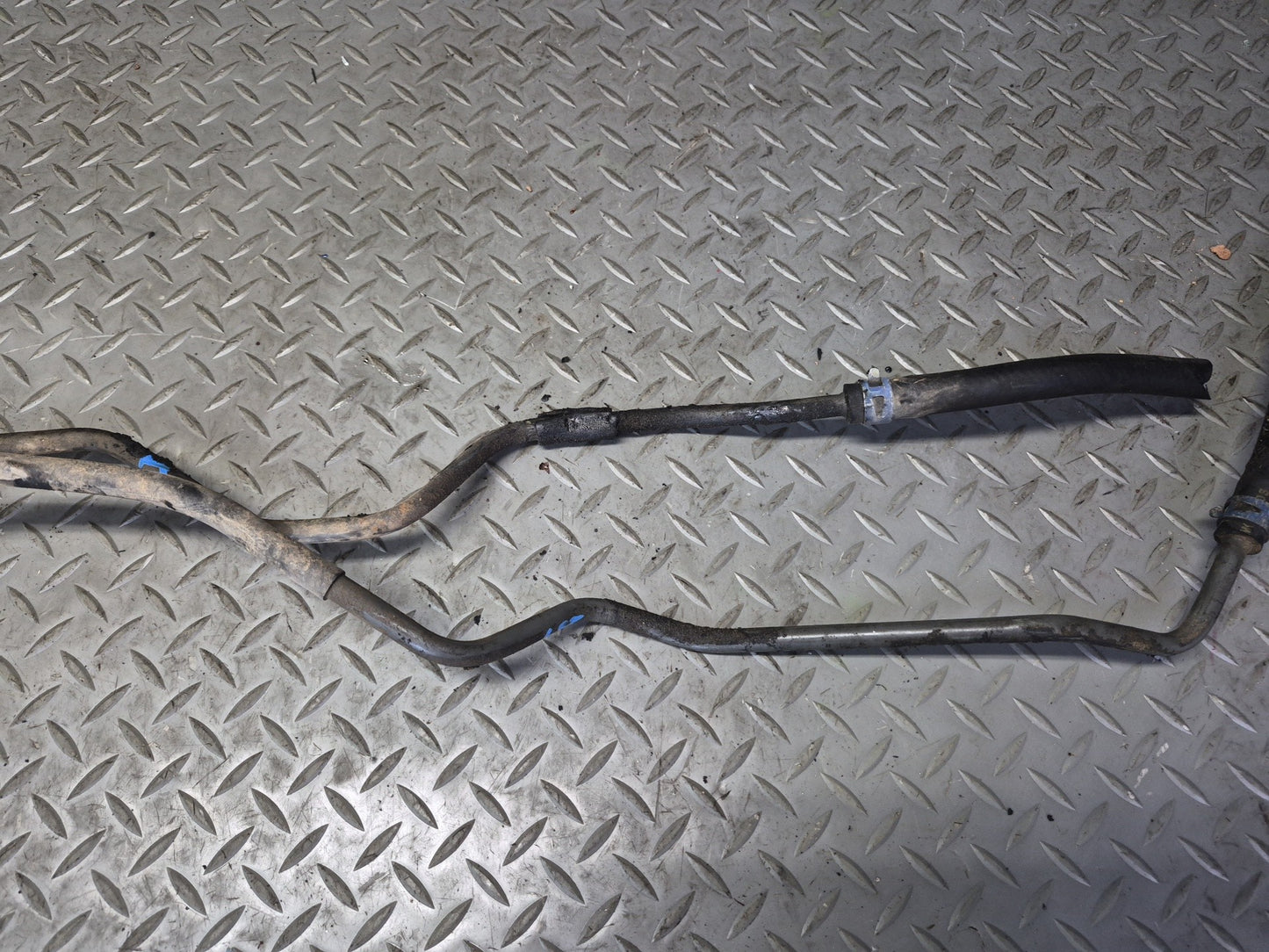 01-03 Lexus UCF30L LS430 Set of 2 A/T Automatic Transmission Hose Pipe Line OEM