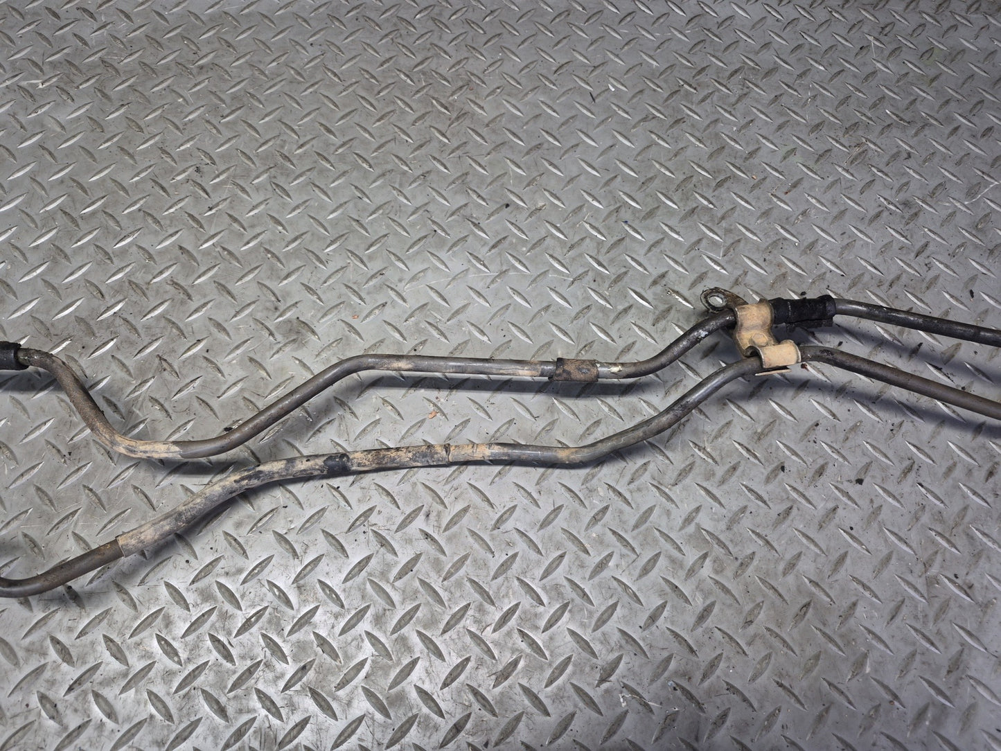 01-03 Lexus UCF30L LS430 Set of 2 A/T Automatic Transmission Hose Pipe Line OEM