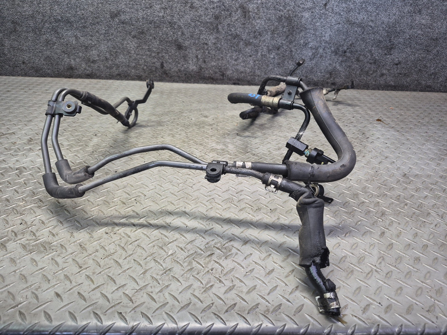 01-06 Lexus UCF30L LS430 Power Steering Pressure Hose Line Tube Pipe OEM