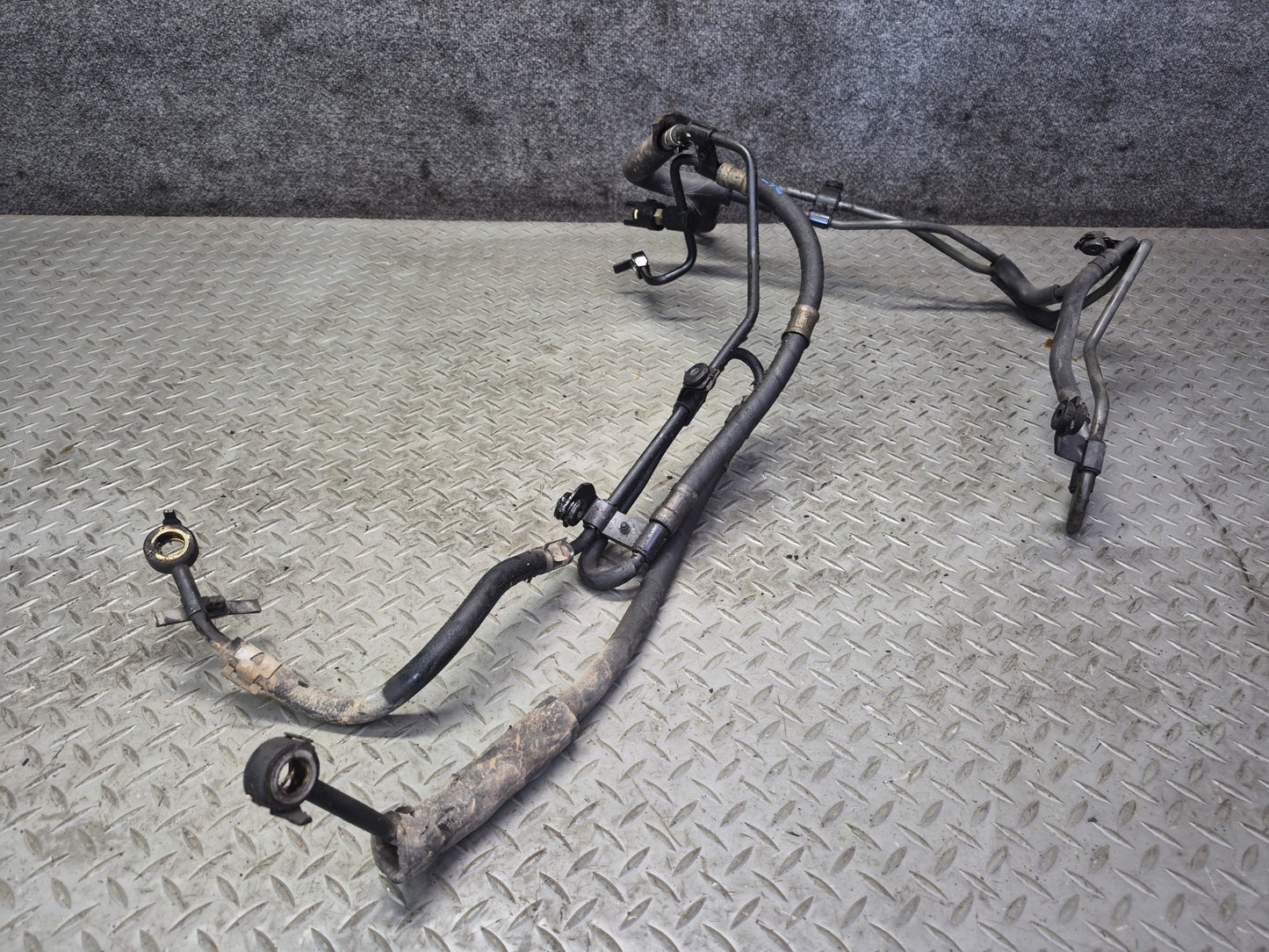 01-06 Lexus UCF30L LS430 Power Steering Pressure Hose Line Tube Pipe OEM