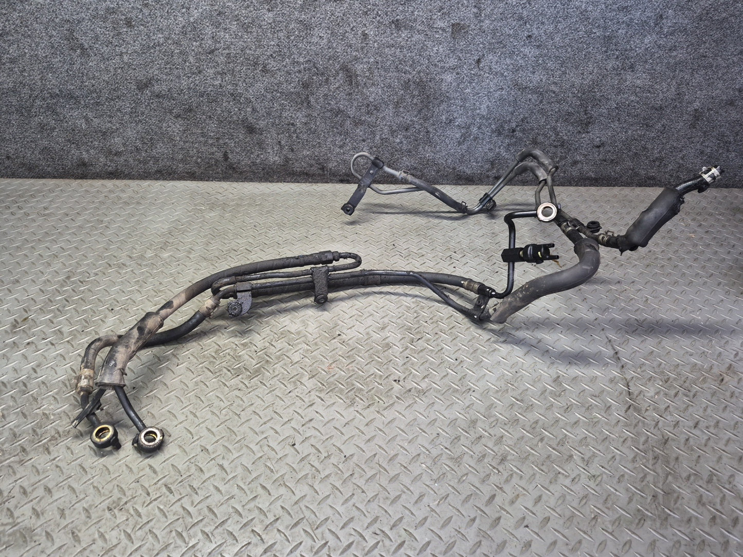 01-06 Lexus UCF30L LS430 Power Steering Pressure Hose Line Tube Pipe OEM