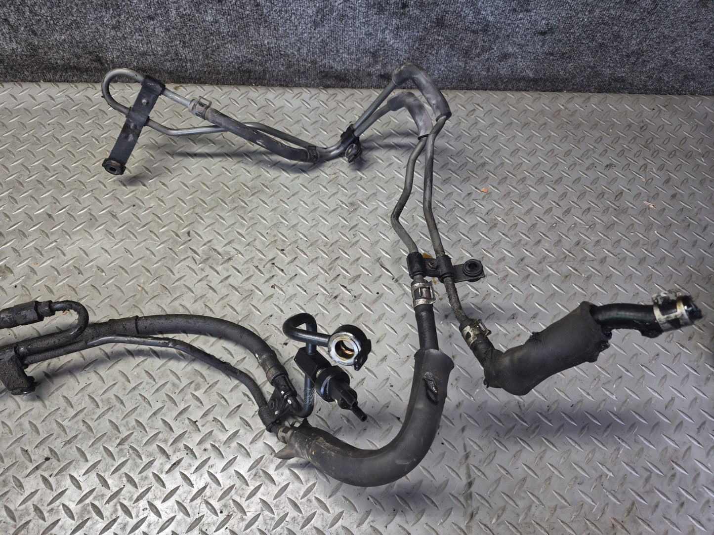 01-06 Lexus UCF30L LS430 Power Steering Pressure Hose Line Tube Pipe OEM