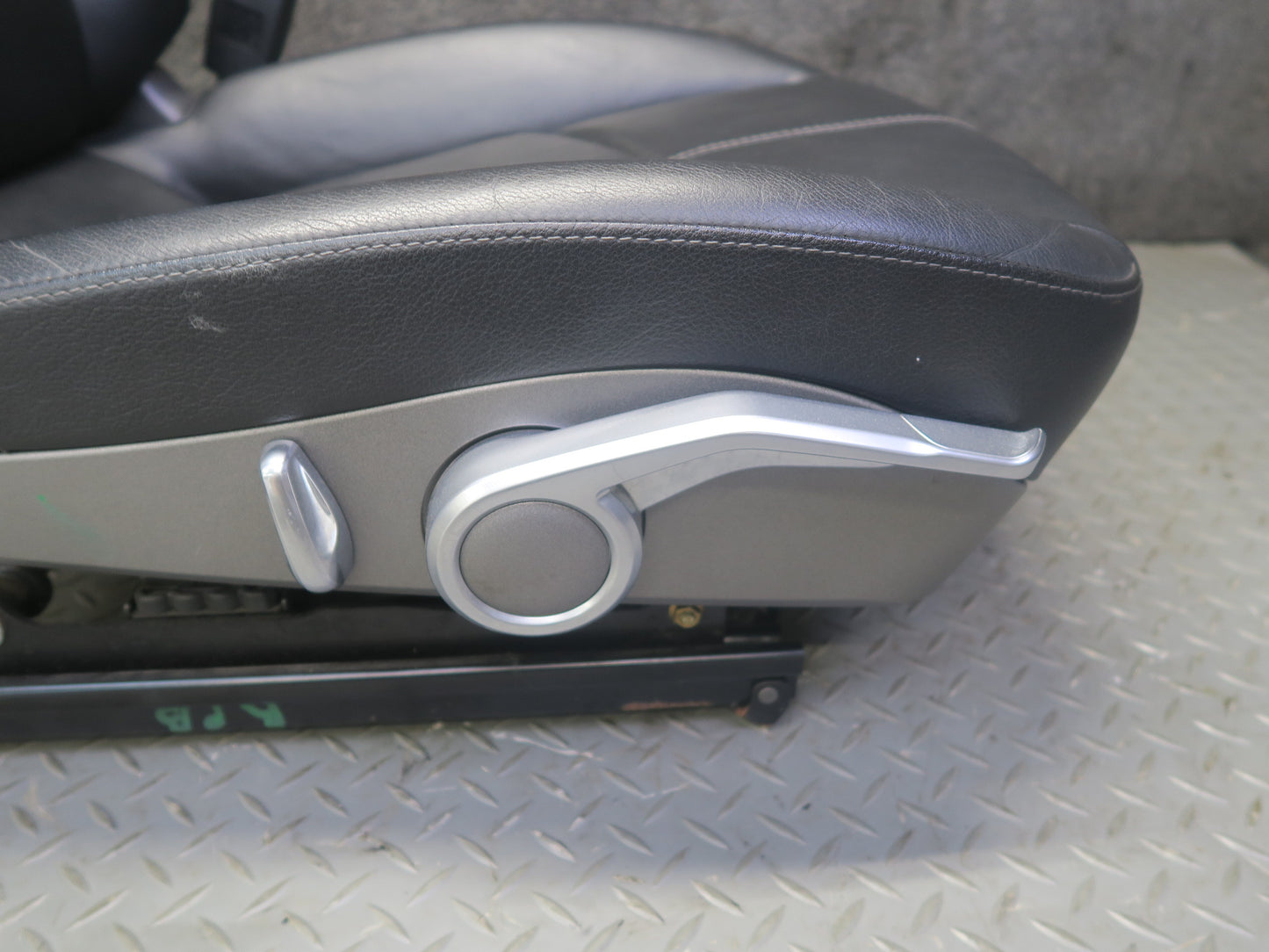 2005-2008 Porsche Boxster 987 Front Left & Right Side Seat Leather Black Set 50K