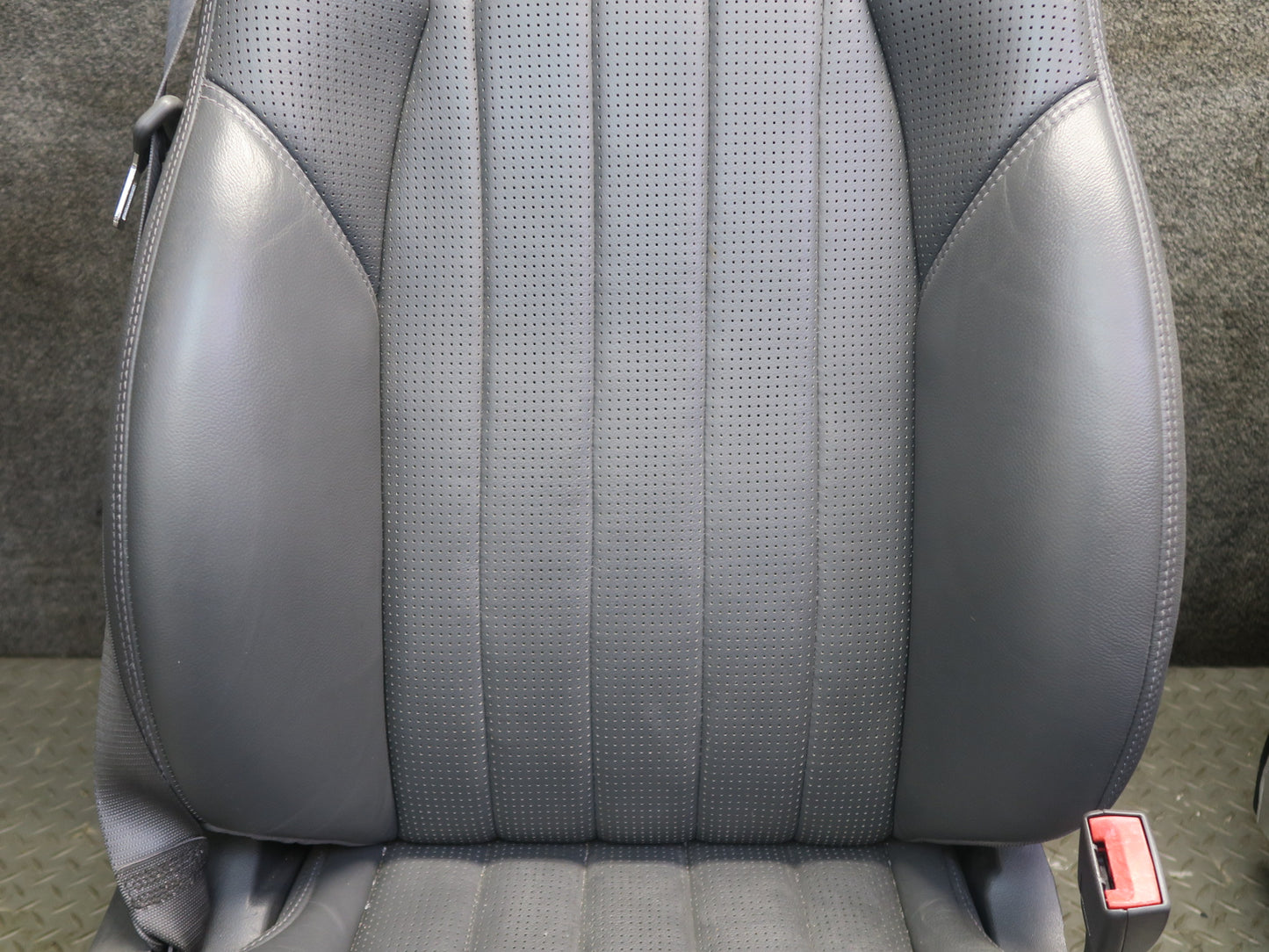 03-06 Mercedes R230 SL55 AMG Set of 2 Front Sport Leather Heat Massage Seat Dmgd
