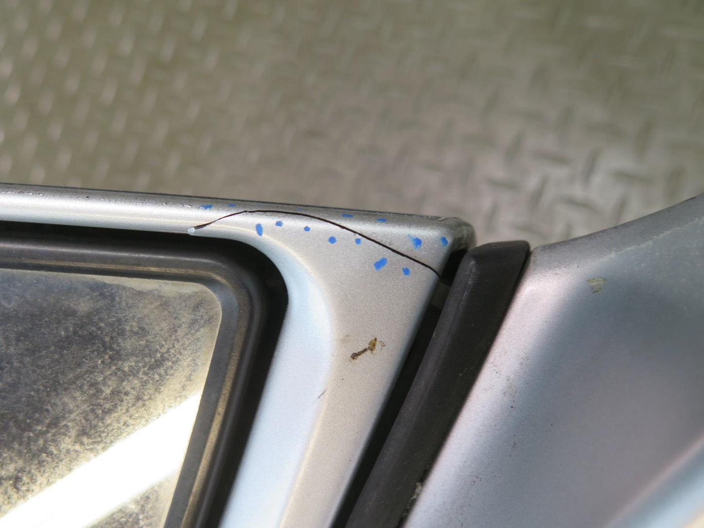 97-98 Mercedes R129 SL Left Exterior Side View Heated Power Fold Mirror Damaged