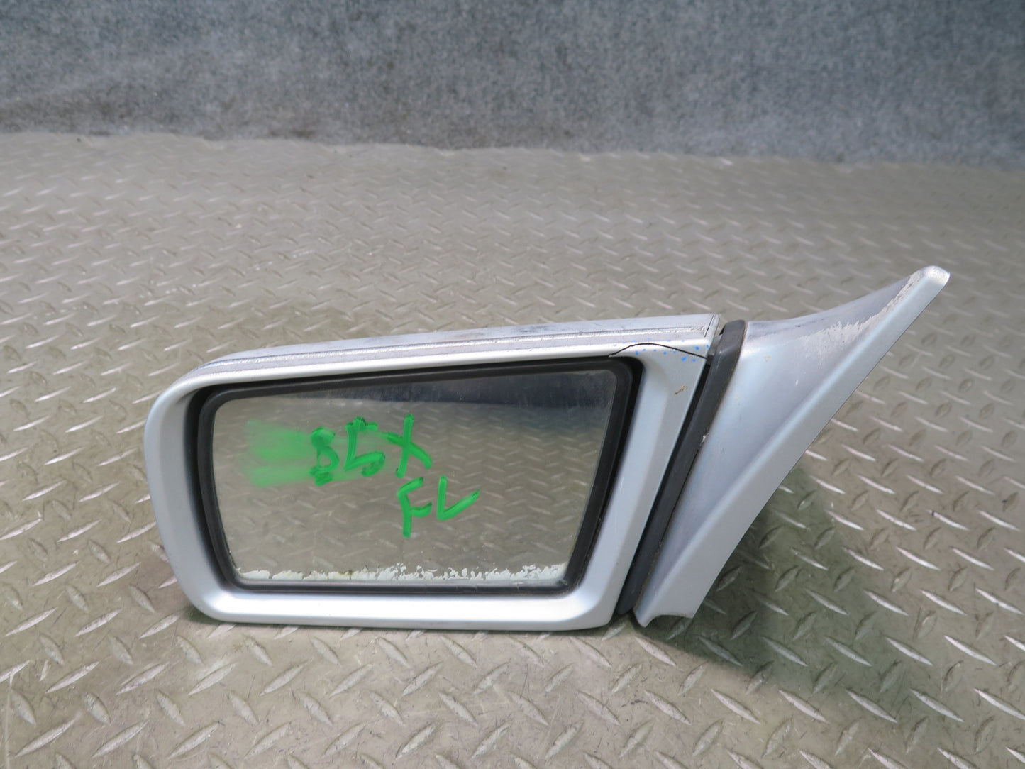 97-98 Mercedes R129 SL Left Exterior Side View Heated Power Fold Mirror Damaged