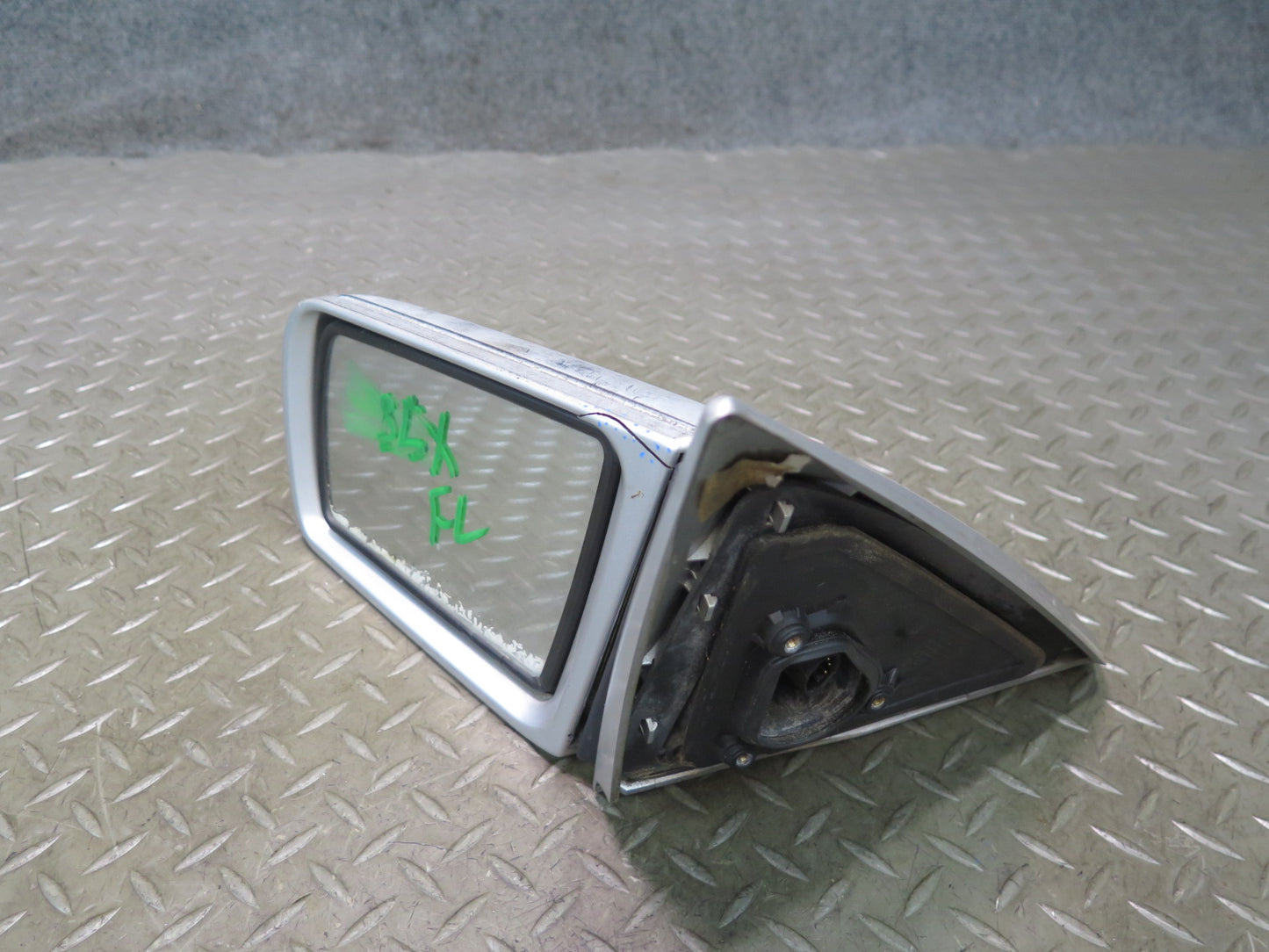 97-98 Mercedes R129 SL Left Exterior Side View Heated Power Fold Mirror Damaged