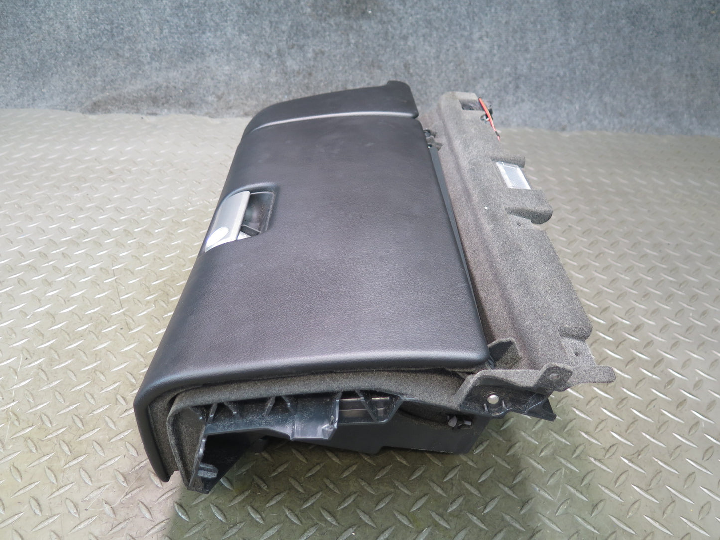 2005-2012 Porsche Boxster 987 Front Right Glove Box Panel Compartment