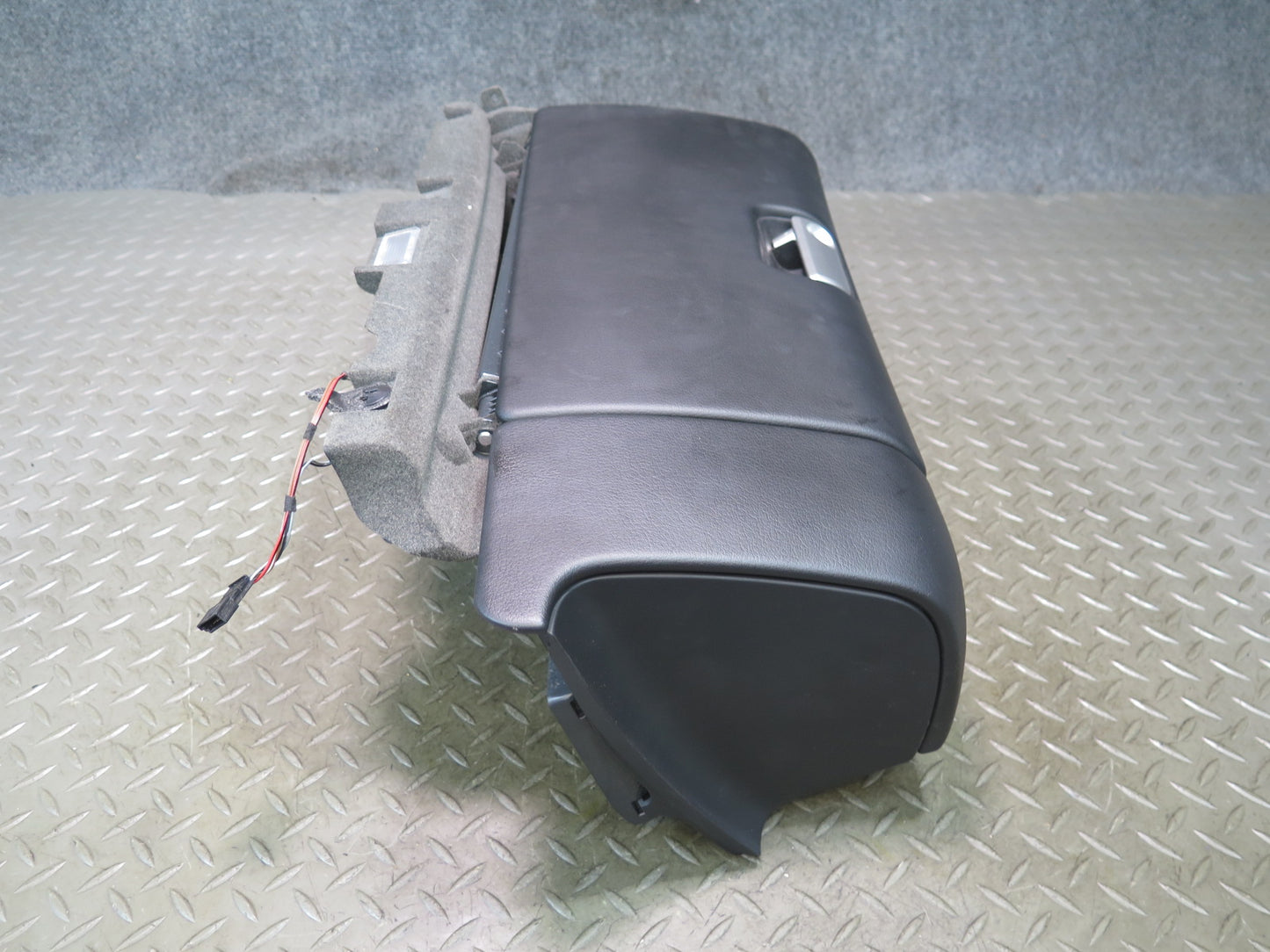 2005-2012 Porsche Boxster 987 Front Right Glove Box Panel Compartment