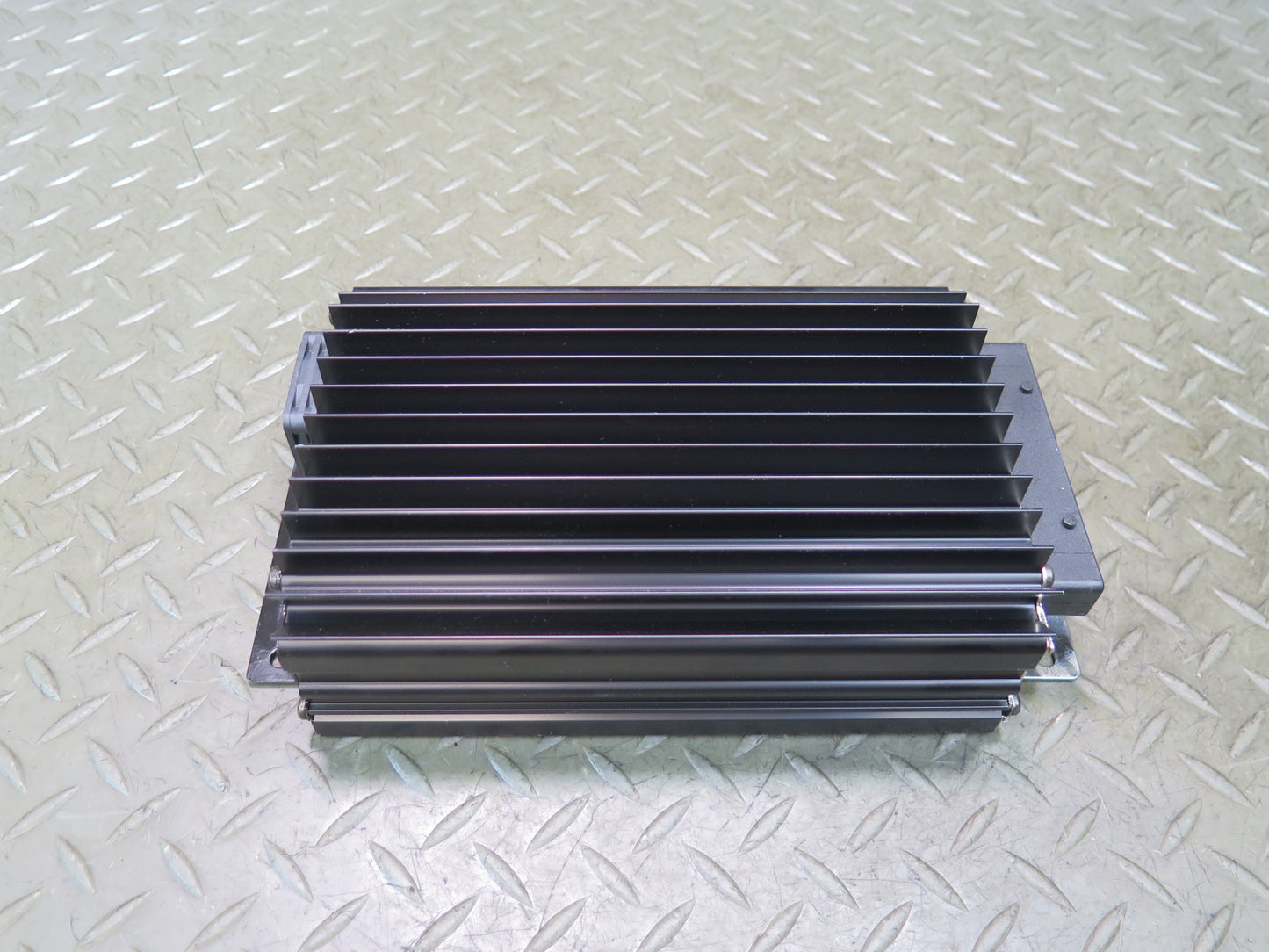 2005-2008 Porsche Boxster 987 Audio Sound Amplifier AMP Bose