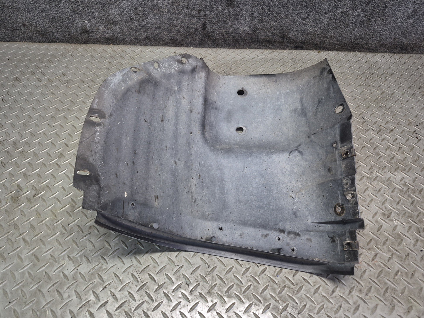 91-96 Chevrolet Corvette C4 Front Left Fender Liner Splash Shield Guard OEM