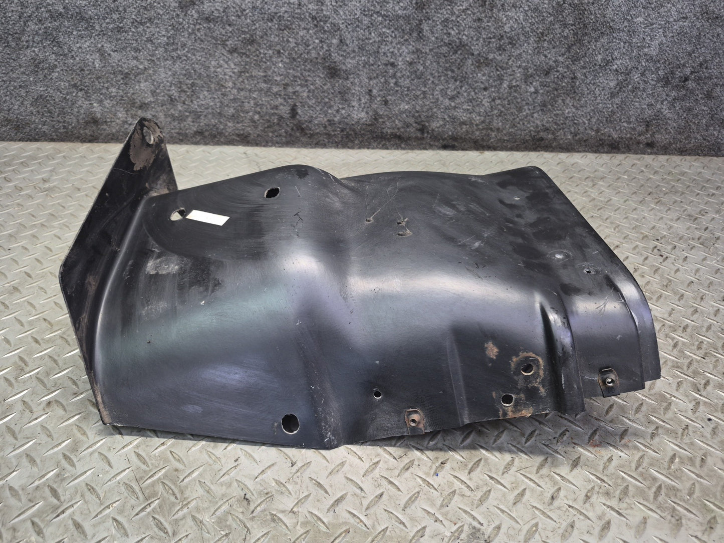 91-96 Chevrolet Corvette C4 Front Left Fender Liner Splash Shield Guard OEM