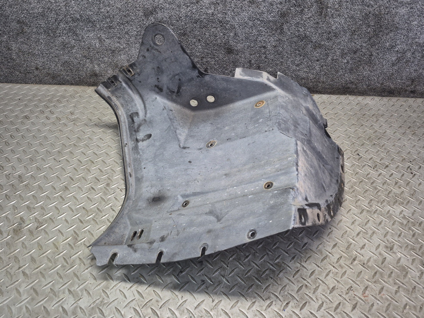 91-96 Chevrolet Corvette C4 Front Left Fender Liner Splash Shield Guard OEM