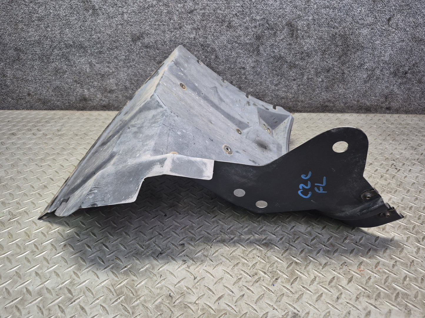 91-96 Chevrolet Corvette C4 Front Left Fender Liner Splash Shield Guard OEM