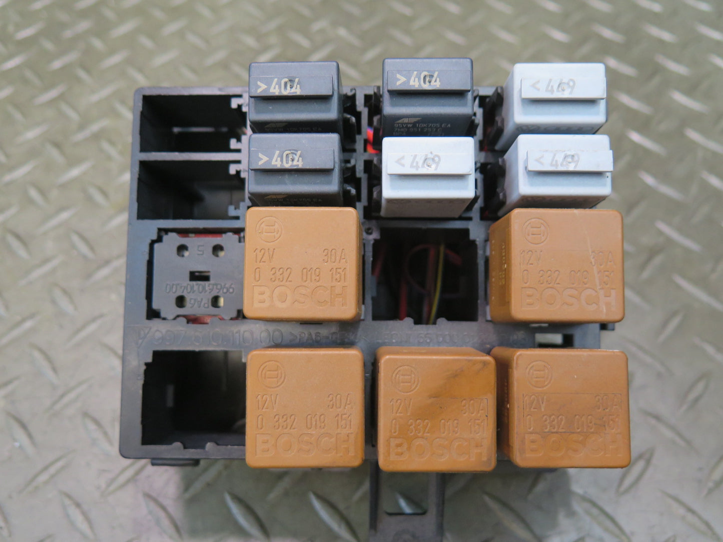 2005-2012 Porsche Boxster 987 Under Dash Fuse Relay Box Module Unit