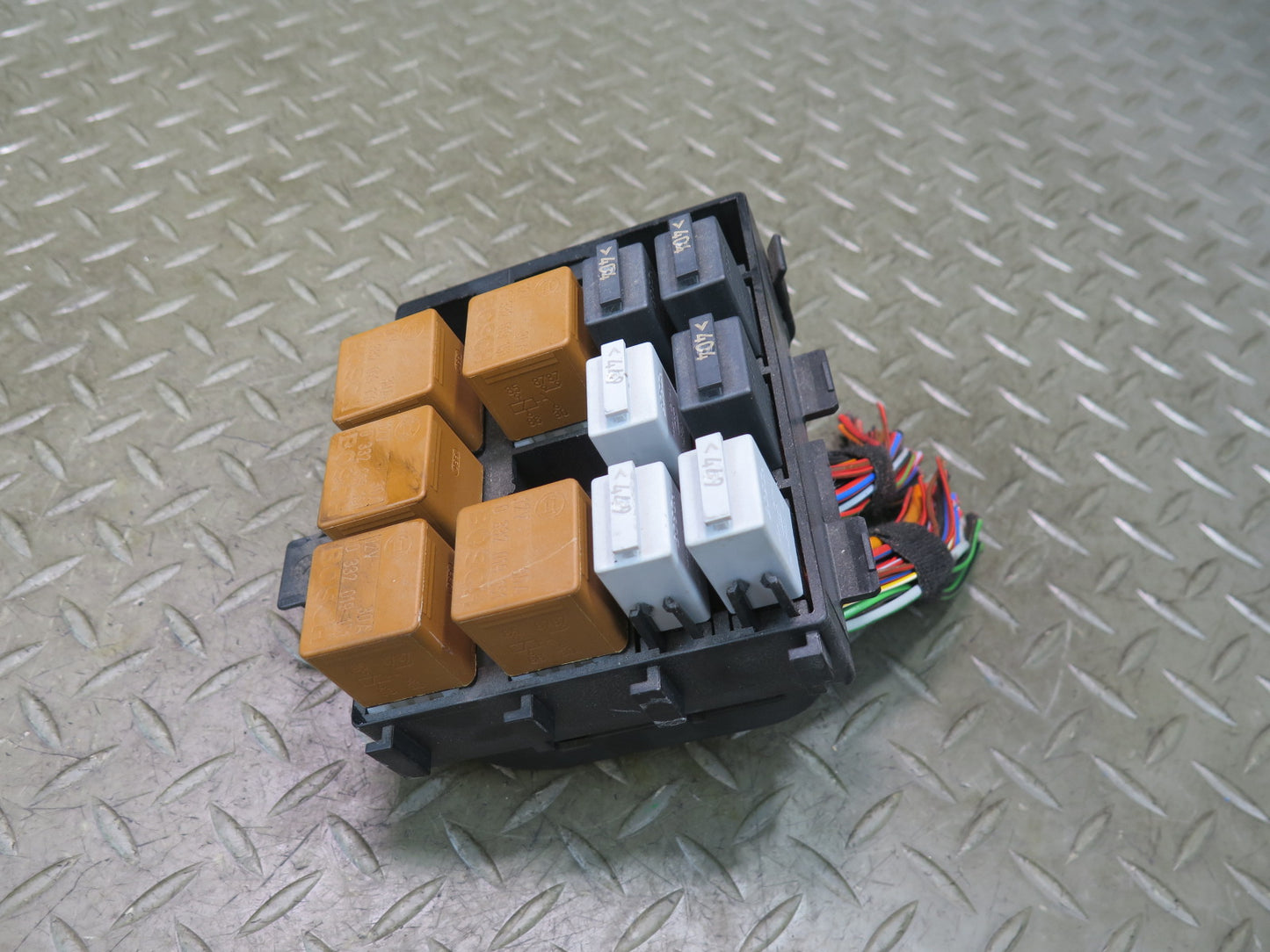2005-2012 Porsche Boxster 987 Under Dash Fuse Relay Box Module Unit