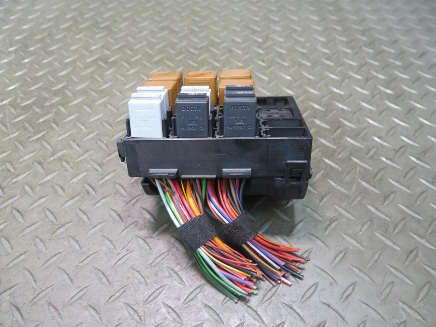 2005-2012 Porsche Boxster 987 Under Dash Fuse Relay Box Module Unit