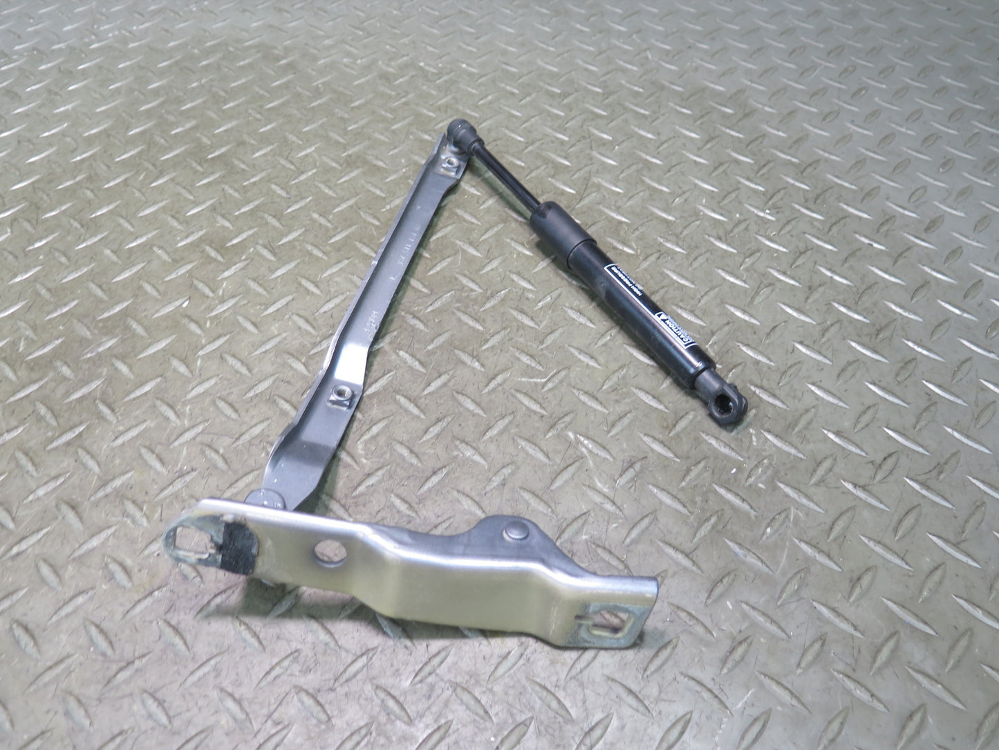 2005-2012 Porsche Boxster 987 Front Left & Front Right Hood Hinge Set