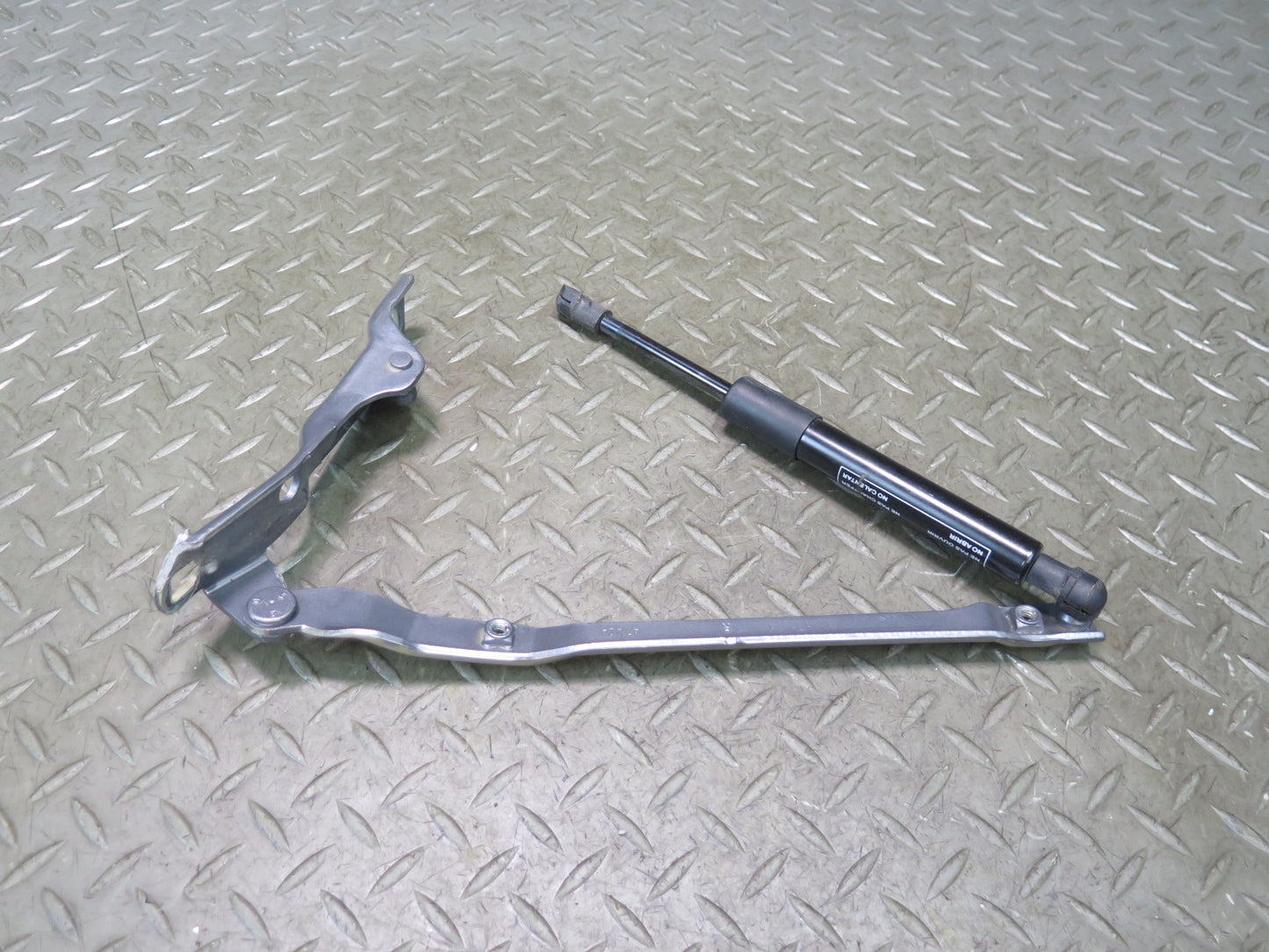 2005-2012 Porsche Boxster 987 Front Left & Front Right Hood Hinge Set