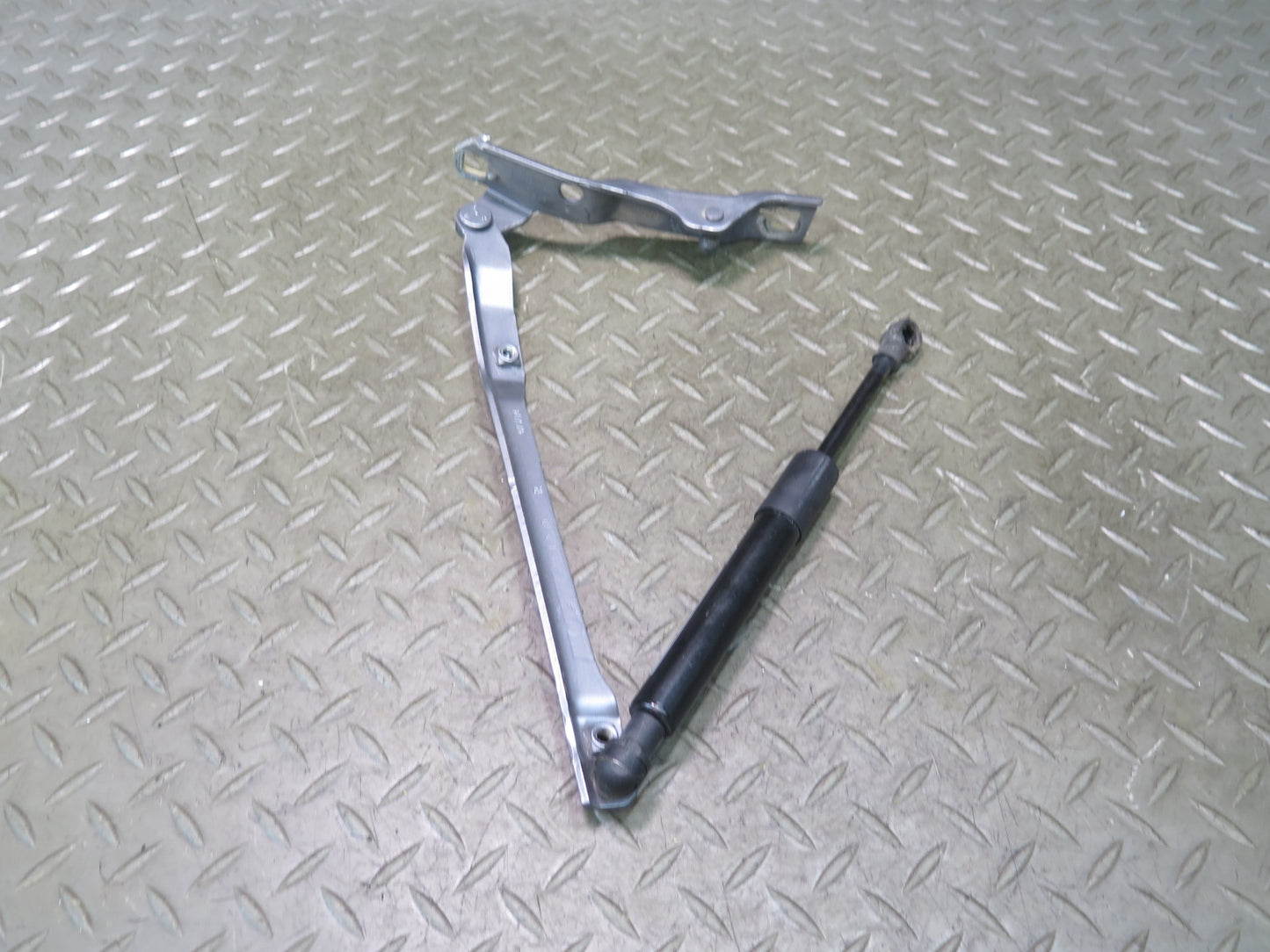 2005-2012 Porsche Boxster 987 Front Left & Front Right Hood Hinge Set