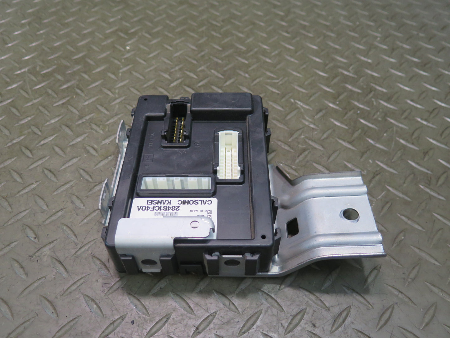 2006 Nissan 350Z Z33 Convertible BCM Body Control Module 284B1-CF40A OEM
