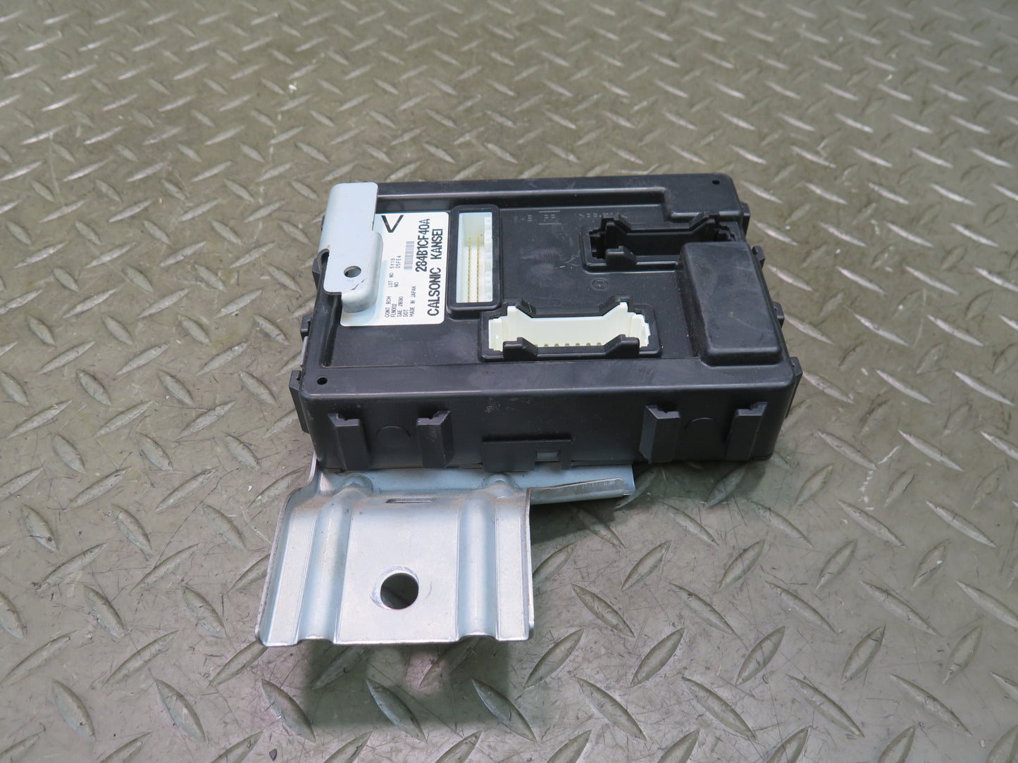2006 Nissan 350Z Z33 Convertible BCM Body Control Module 284B1-CF40A OEM