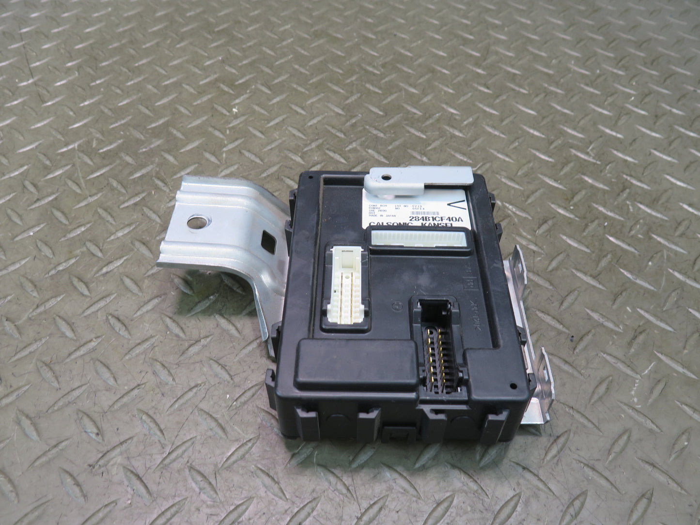 2006 Nissan 350Z Z33 Convertible BCM Body Control Module 284B1-CF40A OEM