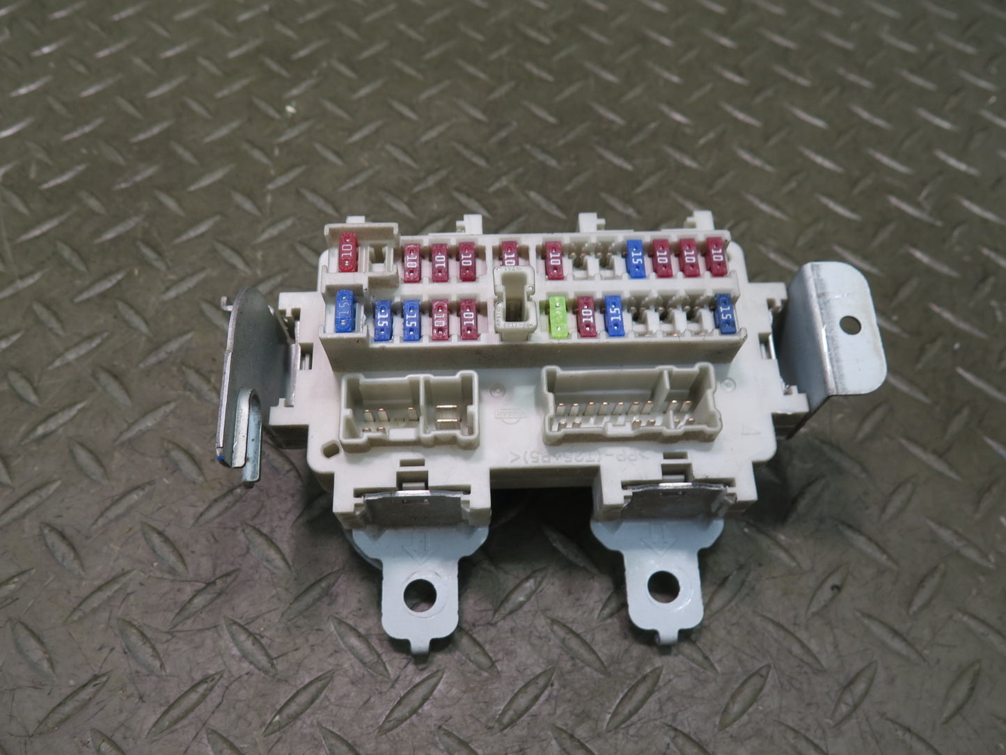 2006 Nissan 350Z Z33 Convertible Interior Under Dash Fuse Box OEM